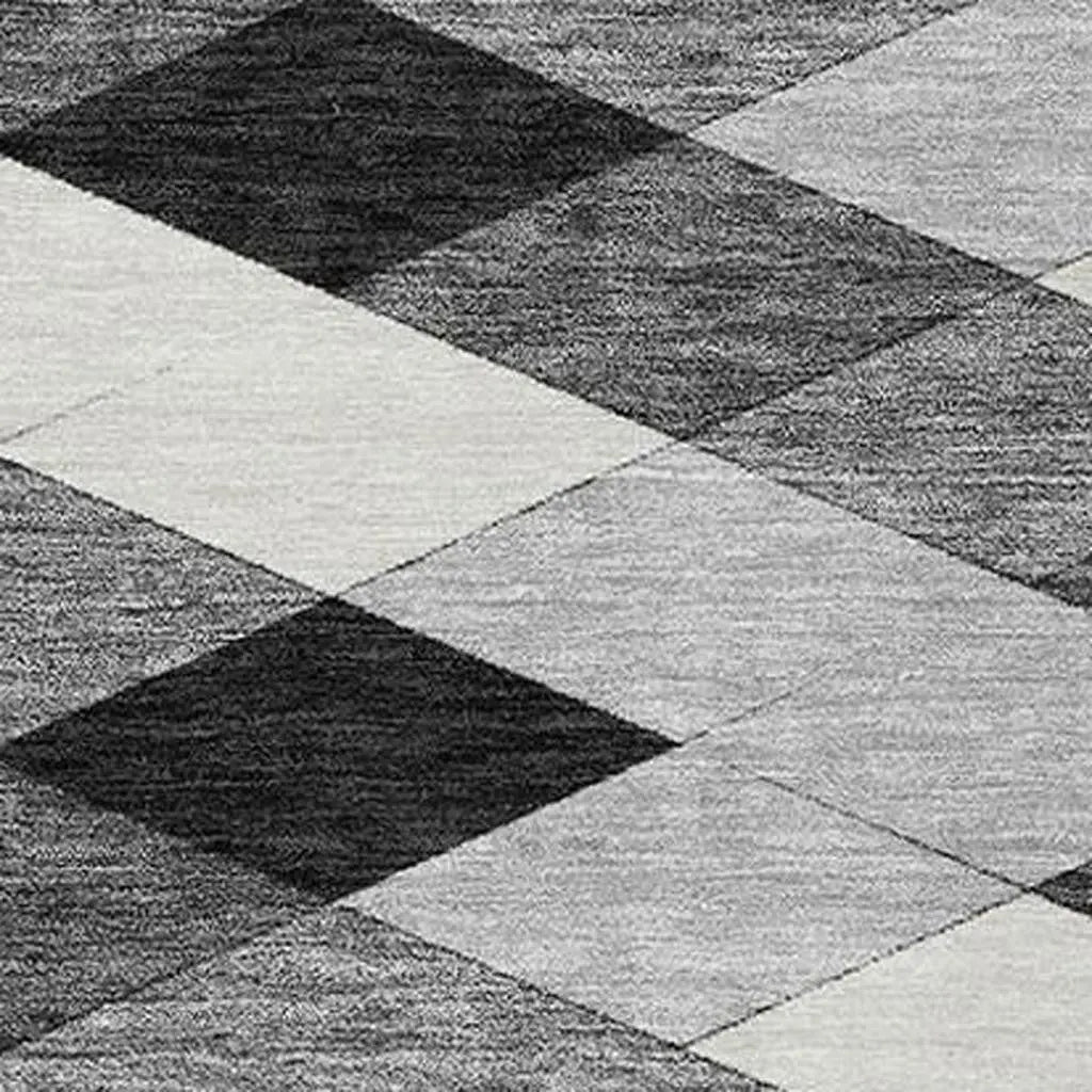 5' X 8' Black And Gray Geometric Washable Indoor Outdoor Area Rug Homeroots Outdoor