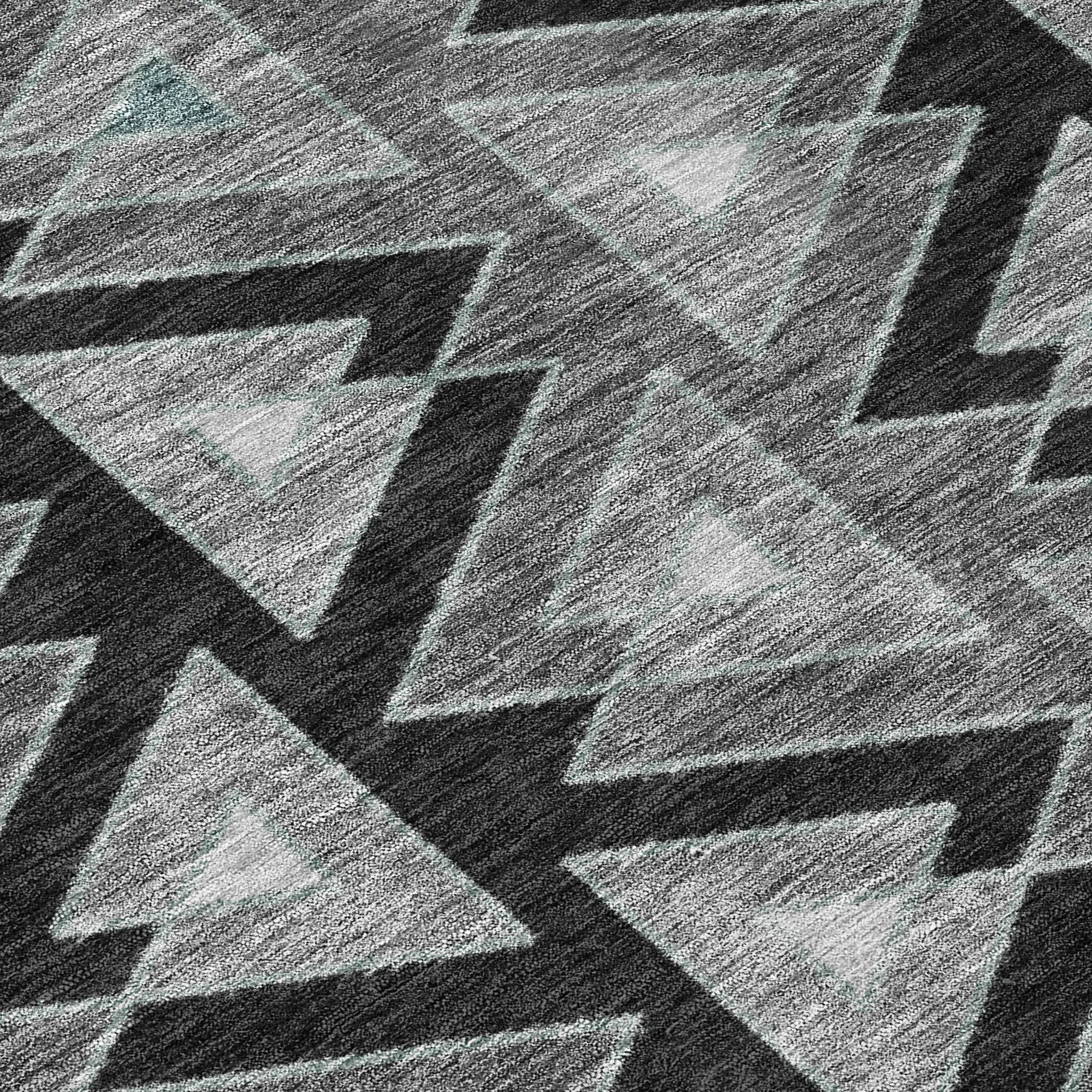 5' X 8' Black And Gray Geometric Washable Indoor Outdoor Area Rug Homeroots Outdoor