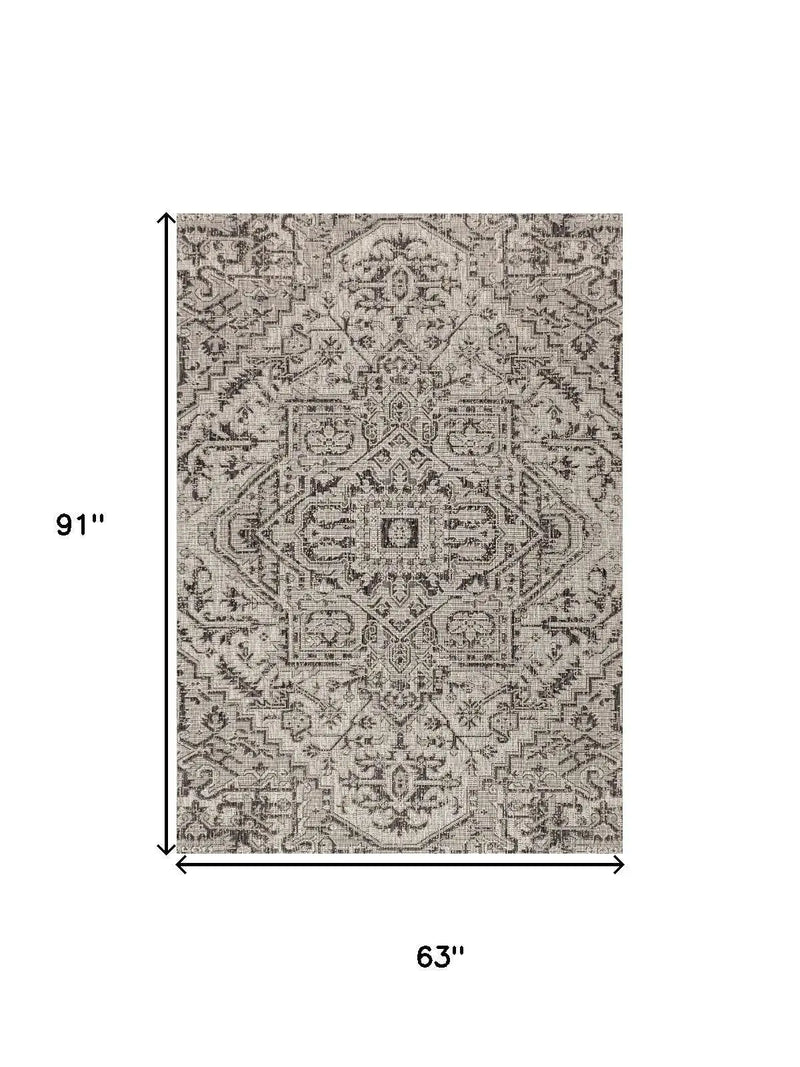 5' X 8' Black And Gray Medallion Indoor Outdoor Area Rug Homeroots Outdoor