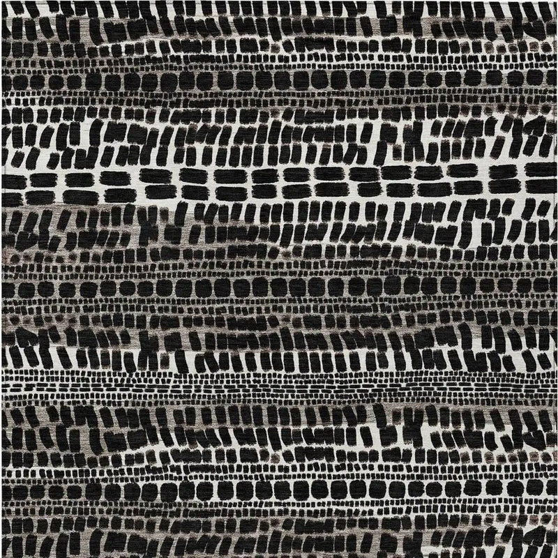 5' X 8' Black And Ivory Abstract Washable Indoor Outdoor Area Rug Homeroots Outdoor