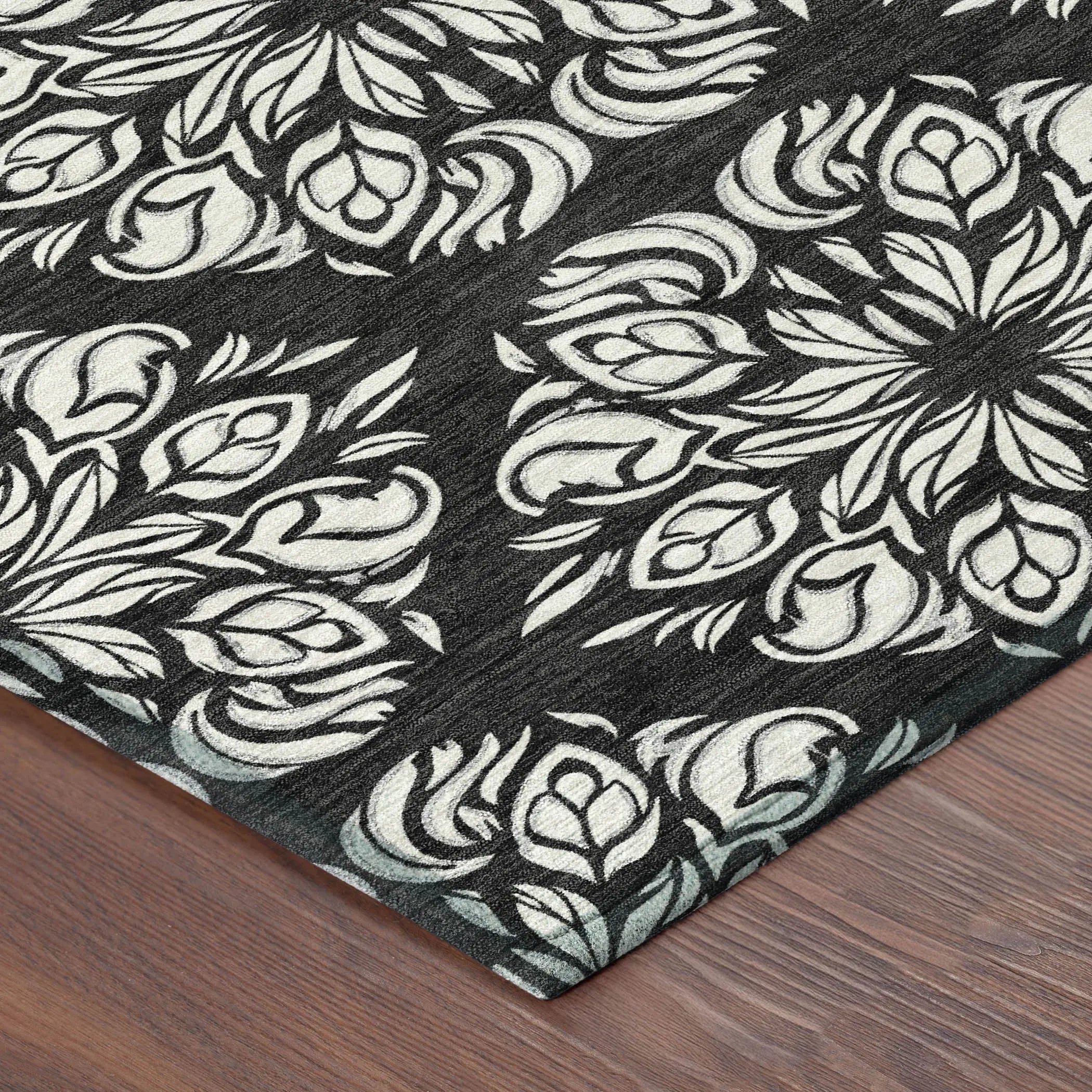 5' X 8' Black And Ivory Damask Washable Indoor Outdoor Area Rug Homeroots Outdoor