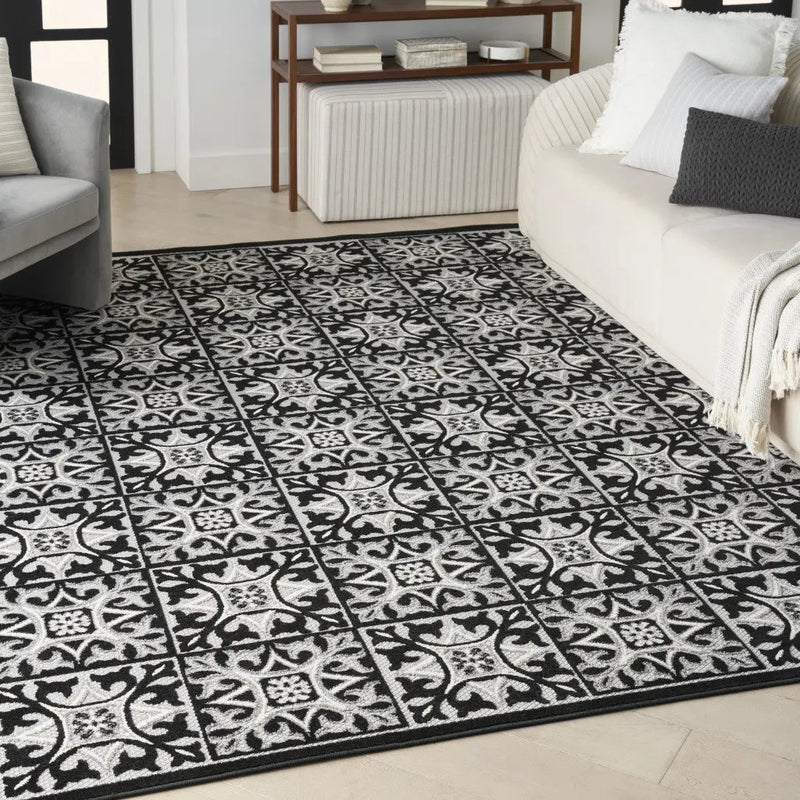 5' X 8' Black And White Fleur De Lis Stain Resistant Non Skid Area Rug Homeroots Outdoor