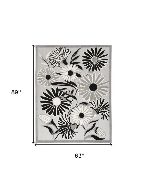 5' X 8' Black And White Floral Stain Resistant Non Skid Area Rug Homeroots Outdoor