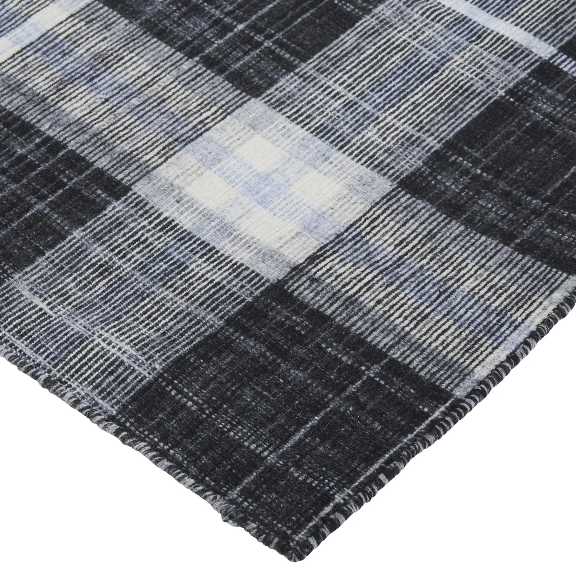 5' X 8' Black White And Blue Plaid Hand Loomed Area Rug Homeroots Home Decor