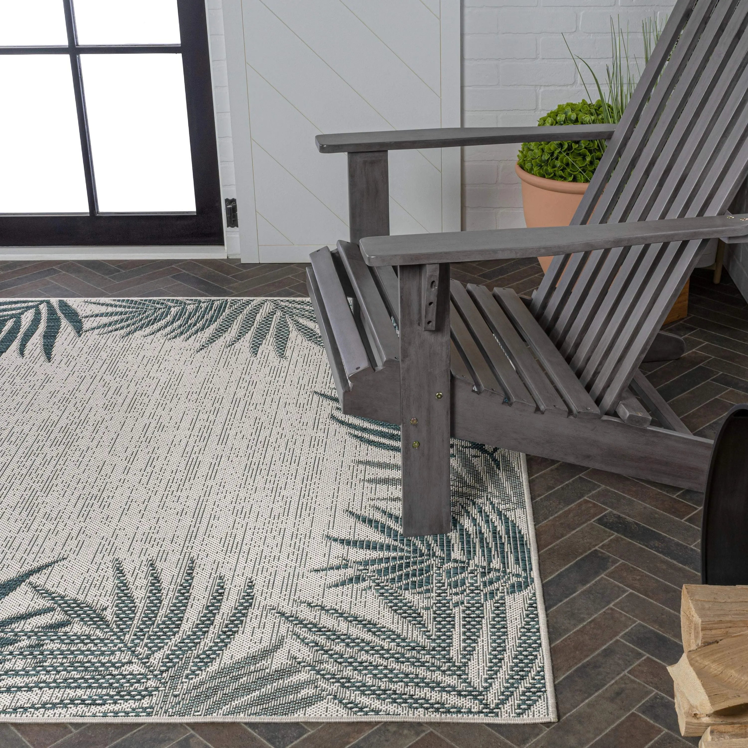 5' X 8' Blue And Cream Floral Indoor Outdoor Area Rug - GreatEagleInc