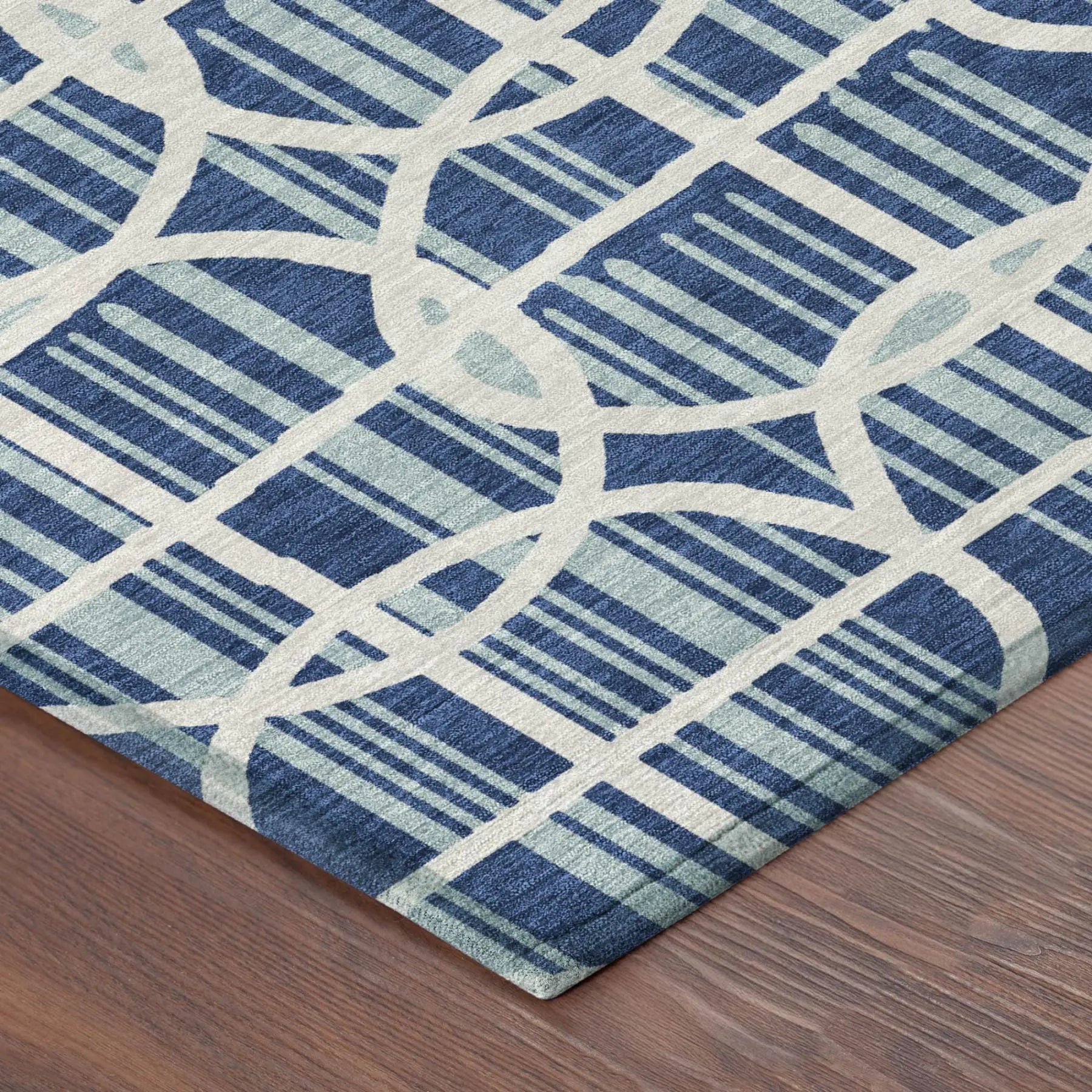 5' X 8' Blue And Silver Geometric Washable Indoor Outdoor Area Rug Homeroots Outdoor