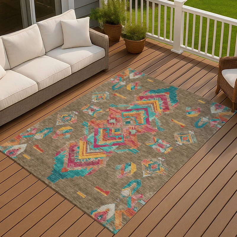 5' X 8' Brown And Ivory Tribal Washable Indoor Outdoor Area Rug Homeroots Outdoor