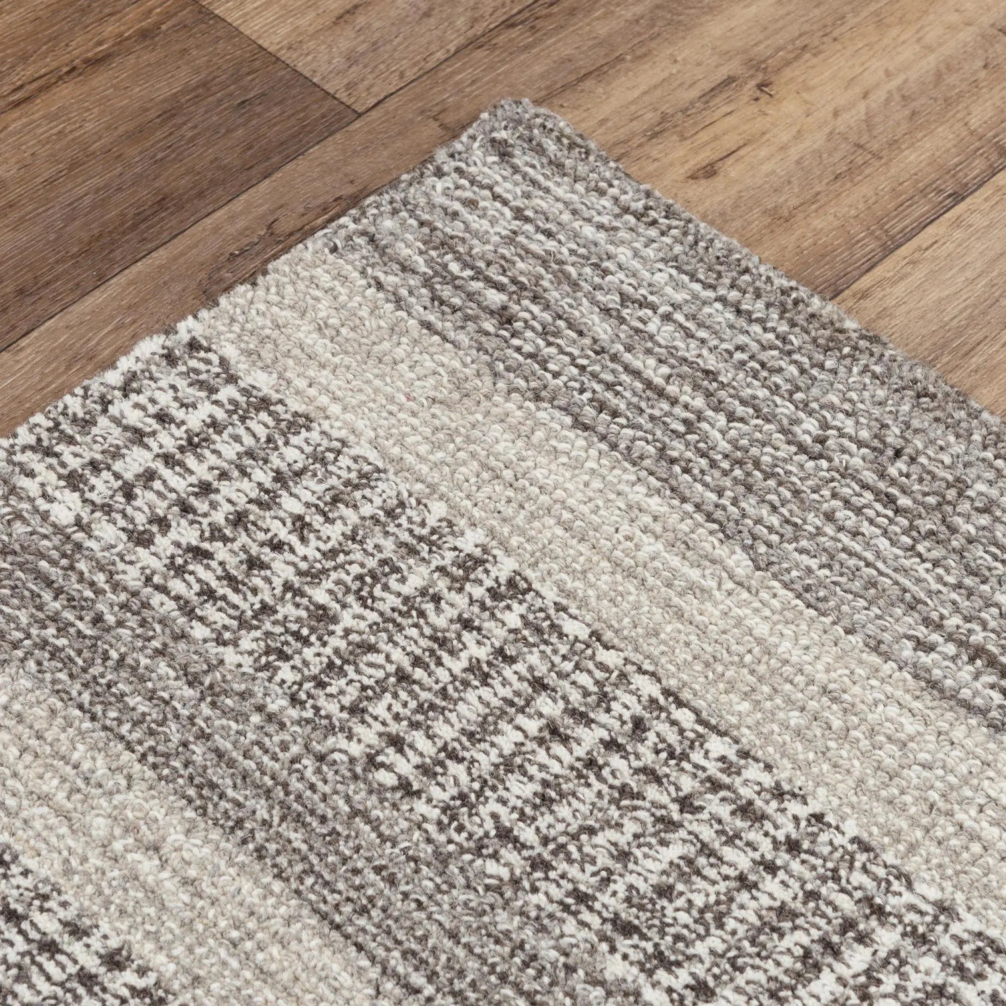 5' X 8' Brown And Natural Wool Striped Hand Tufted Area Rug Homeroots Home Decor