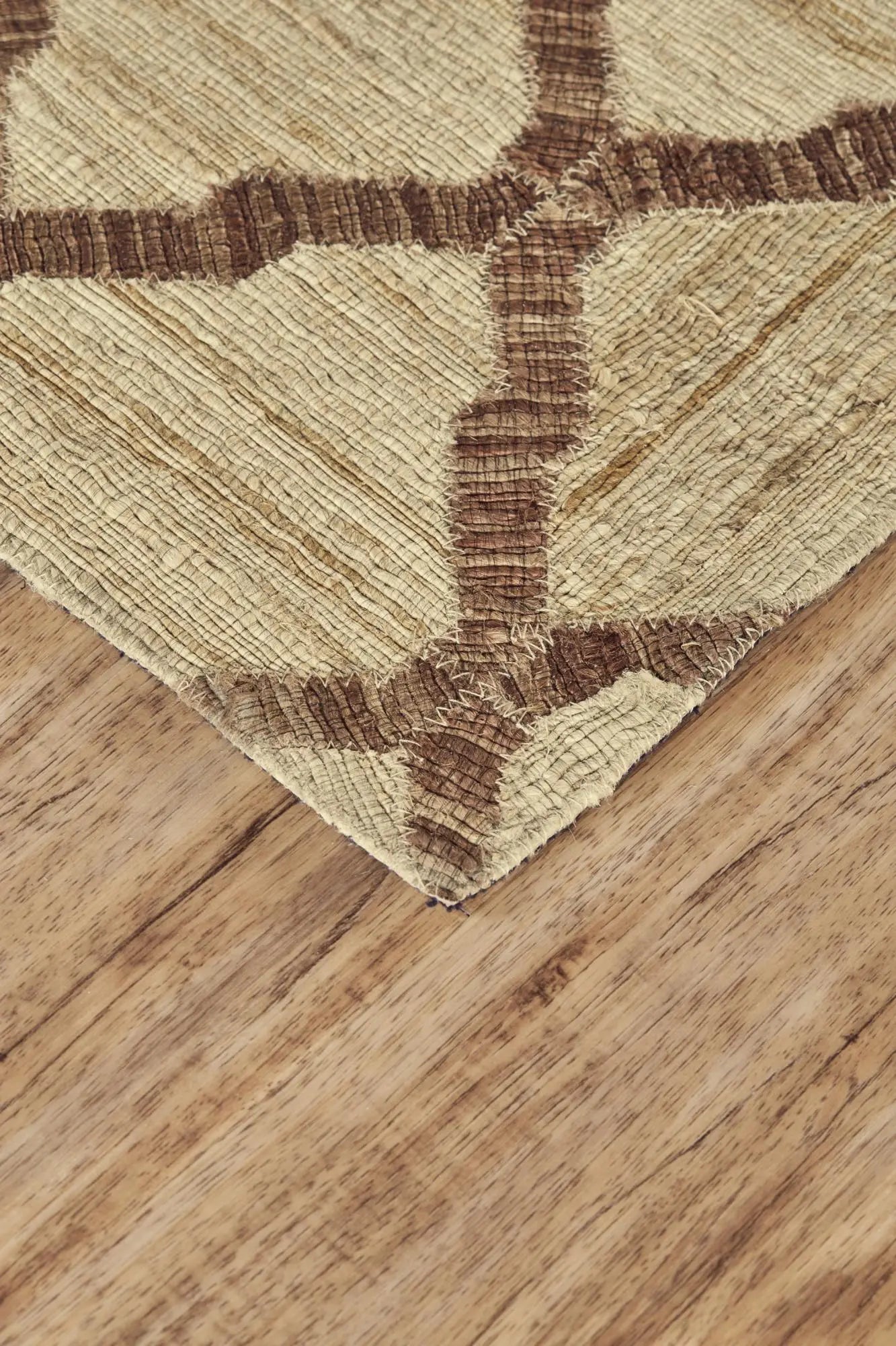 5' X 8' Brown And Tan Jute Floral Hand Woven Area Rug Homeroots Home Decor