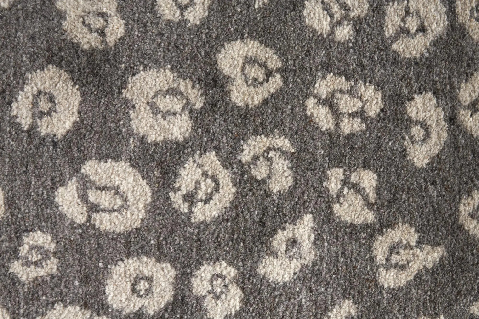 5' X 8' Brown And Tan Wool Animal Print Hand Knotted Area Rug Homeroots Home Decor