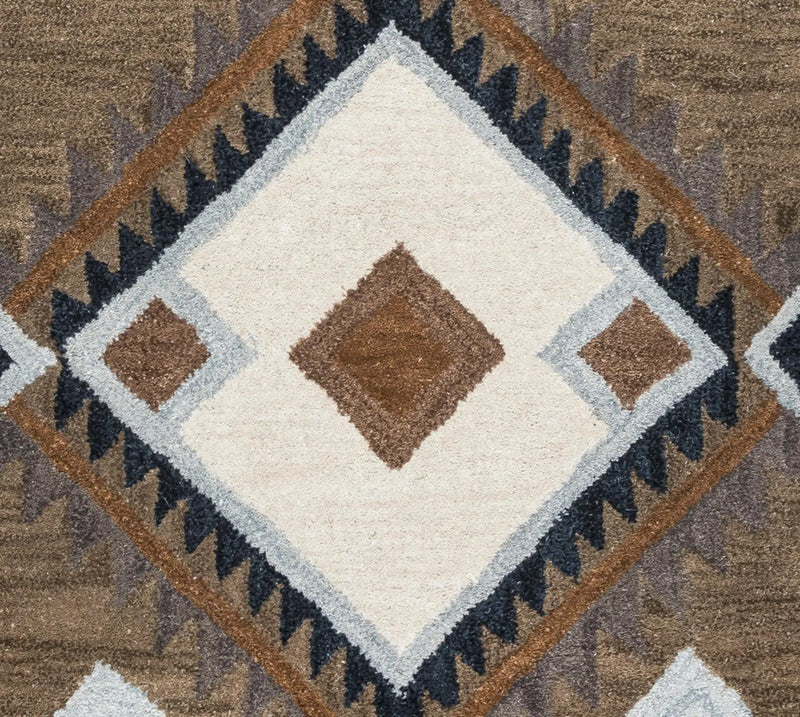 5' X 8' Brown White Taupe And Gray Wool Southwestern Hand Tufted Area Rug Homeroots Home Decor