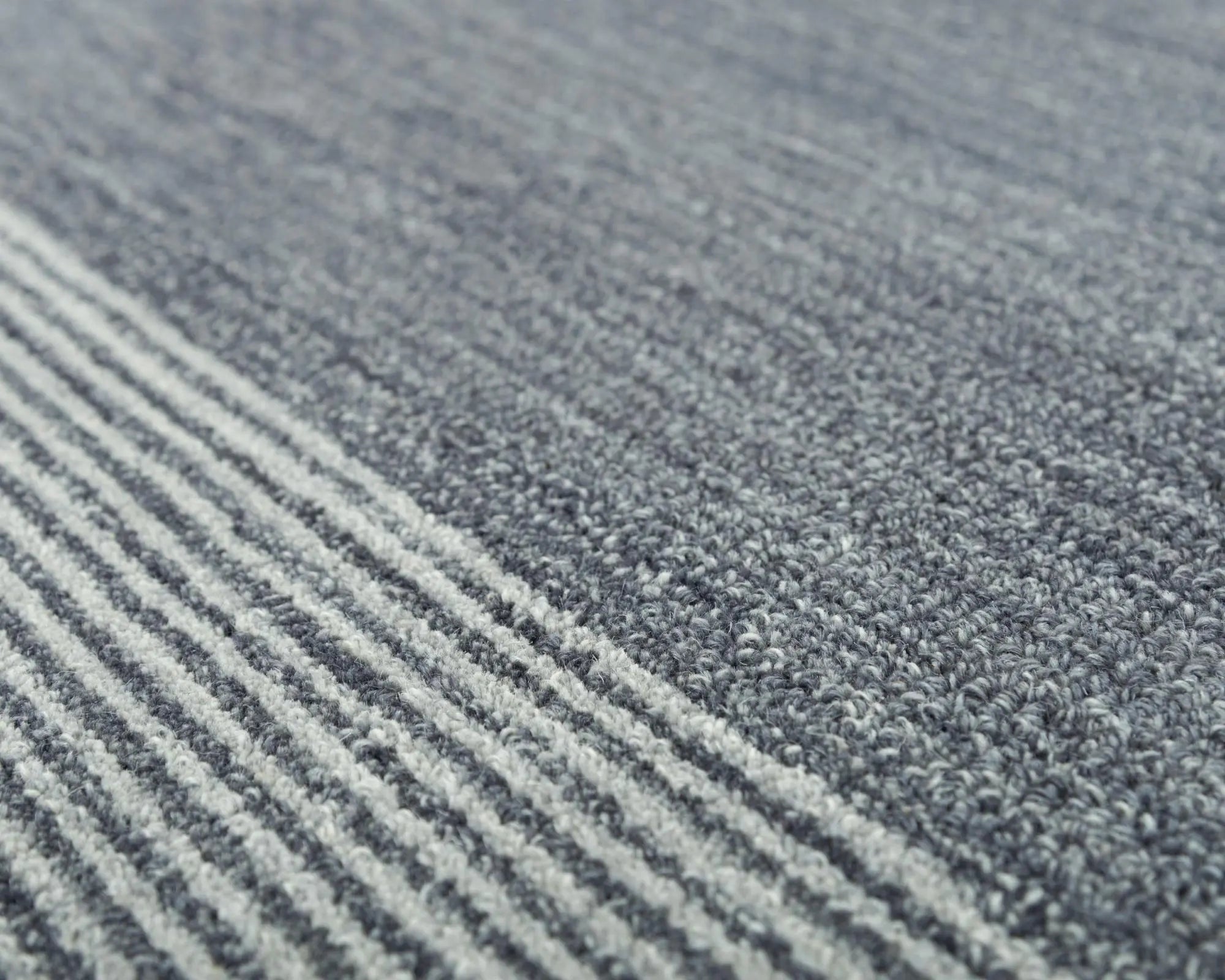 5' X 8' Charcoal And Gray Wool Striped Hand Tufted Area Rug Homeroots Home Decor