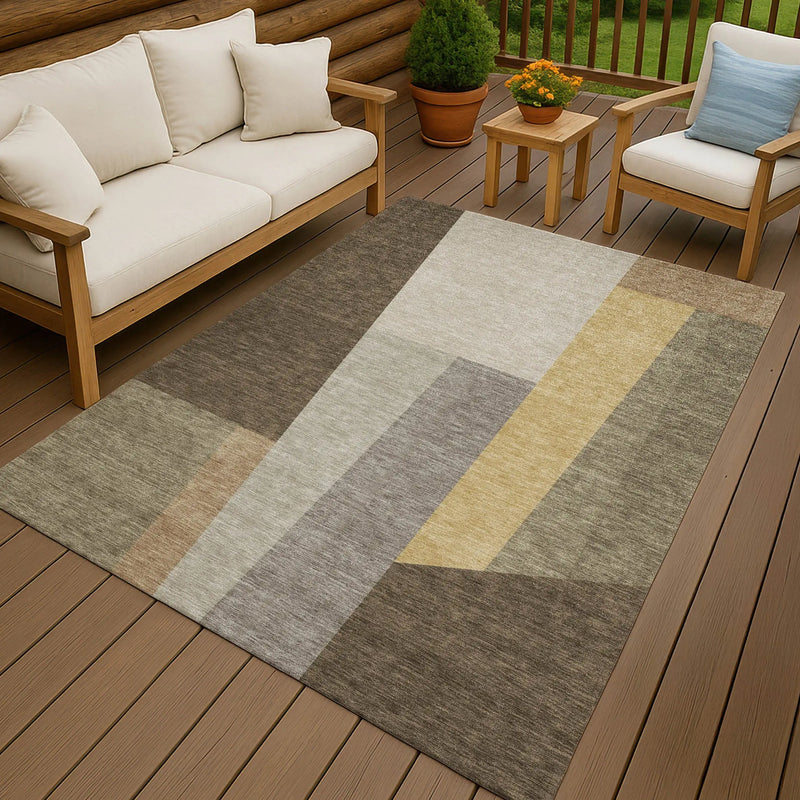 5' X 8' Chocolate And Beige Geometric Washable Indoor Outdoor Area Rug Homeroots Outdoor