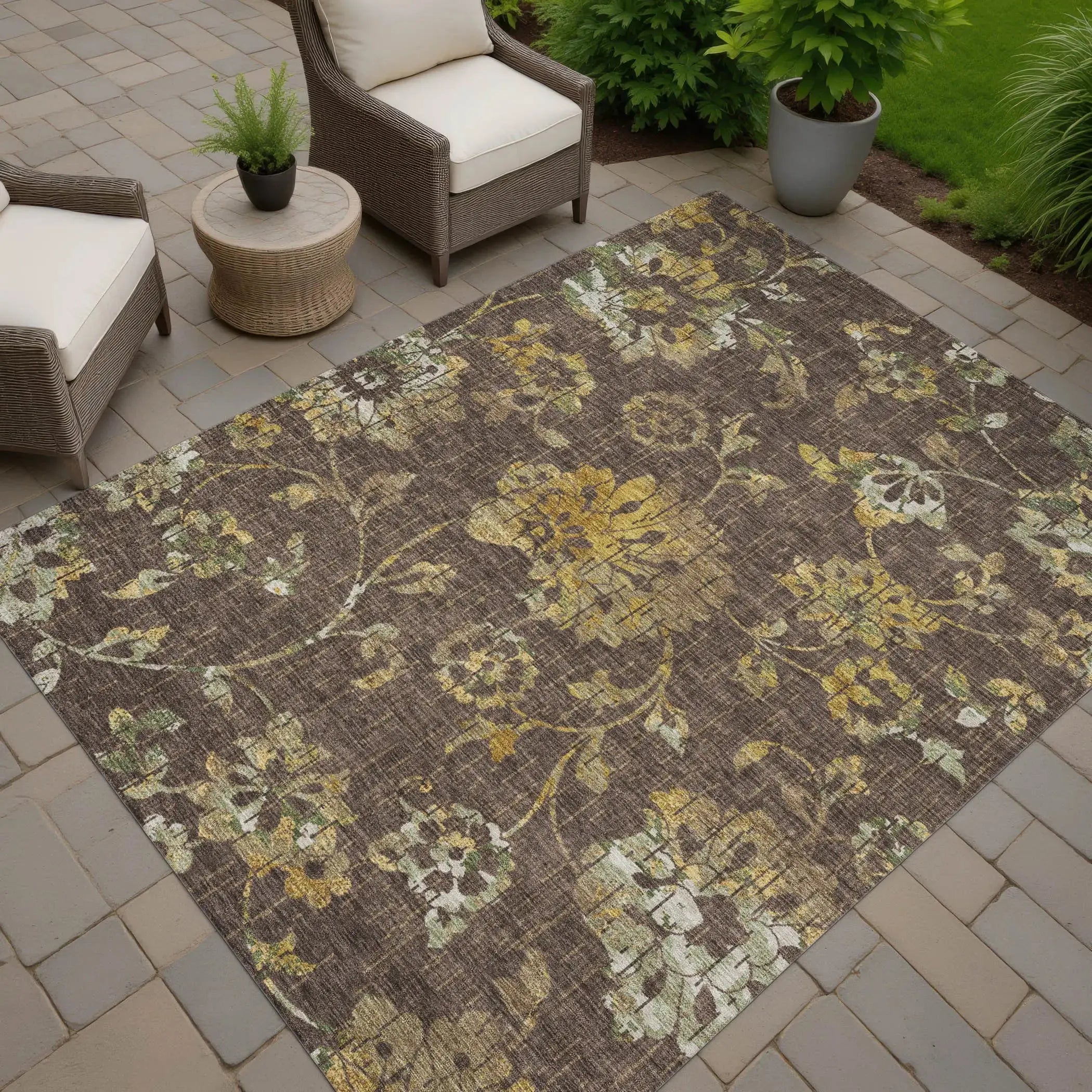 5' X 8' Chocolate And Brown Floral Washable Indoor Outdoor Area Rug Homeroots Outdoor