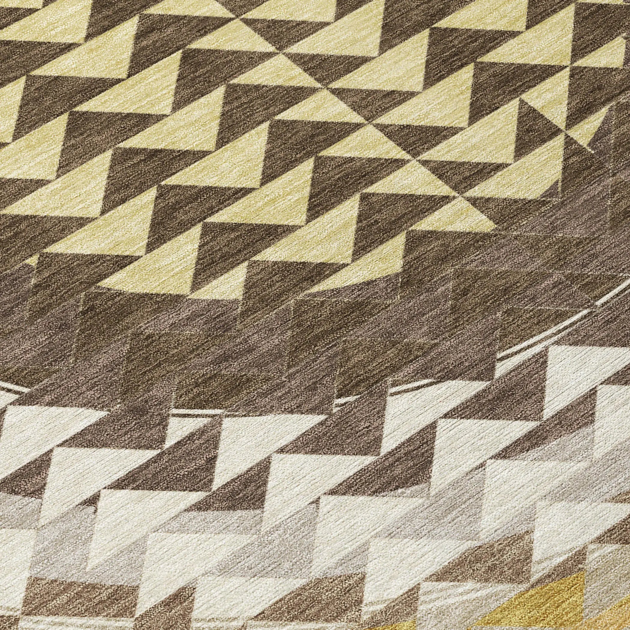 5' X 8' Chocolate And Green Geometric Washable Indoor Outdoor Area Rug Homeroots Outdoor