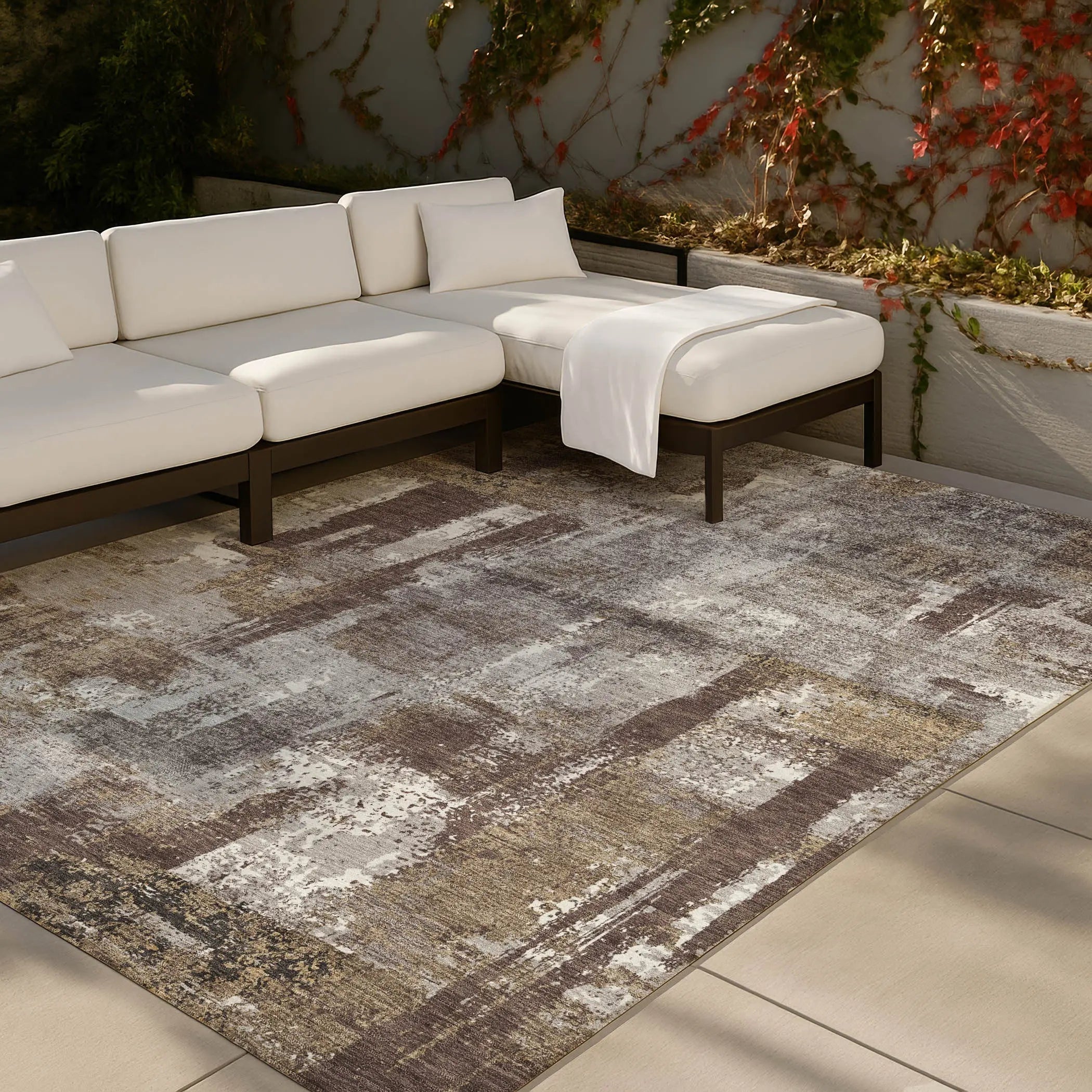 5' X 8' Chocolate And Ivory Abstract Washable Indoor Outdoor Area Rug Homeroots Outdoor