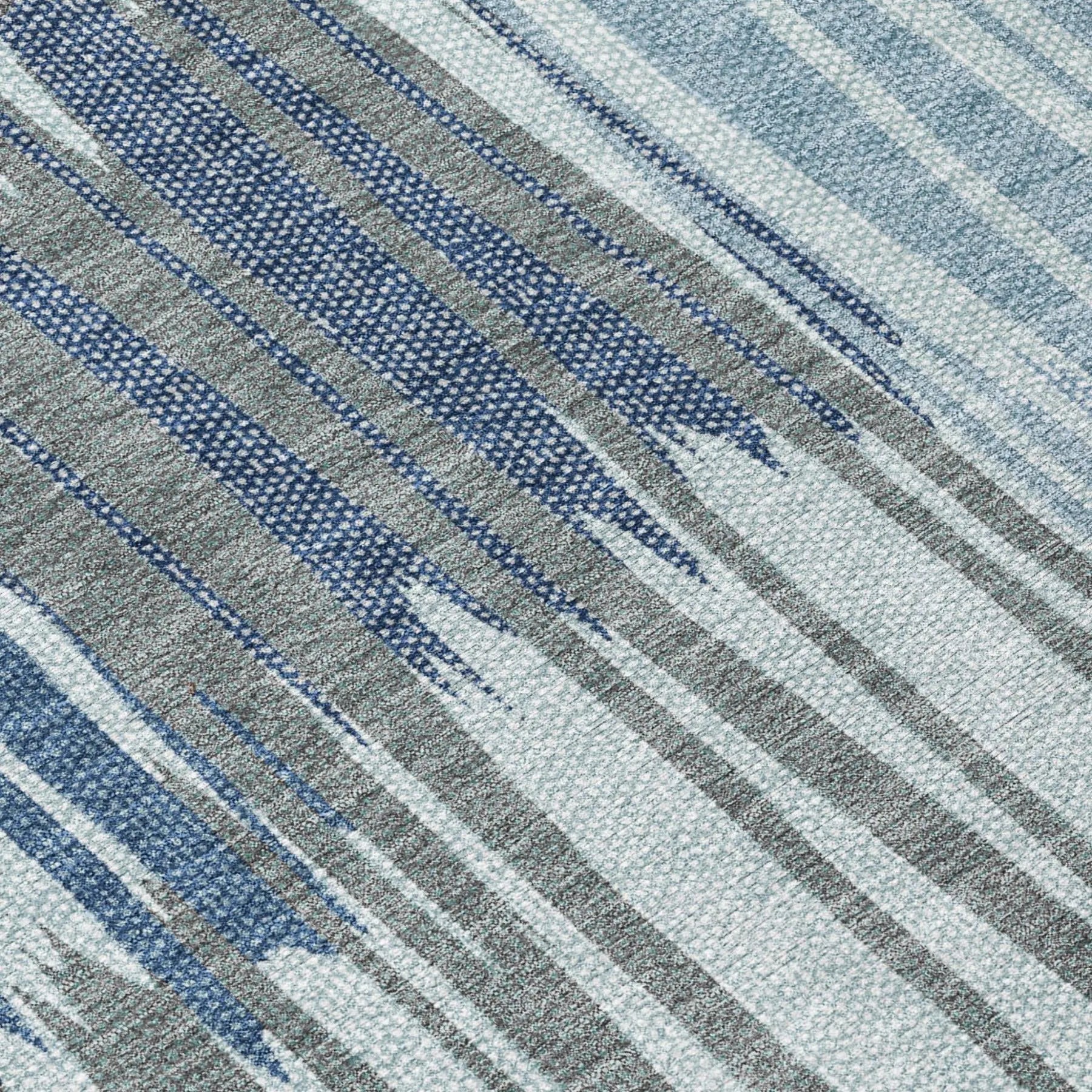 5' X 8' Denim Blue And Blue Striped Washable Indoor Outdoor Area Rug Homeroots Outdoor