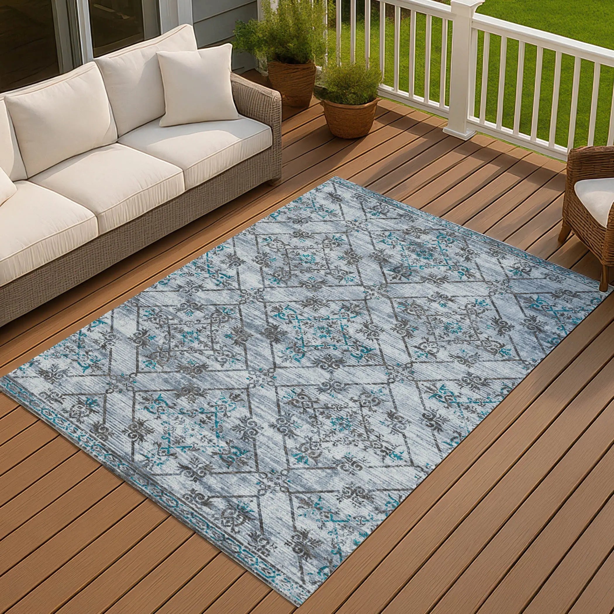 5' X 8' Denim Blue And Ivory Geometric Washable Indoor Outdoor Area Rug Homeroots Outdoor