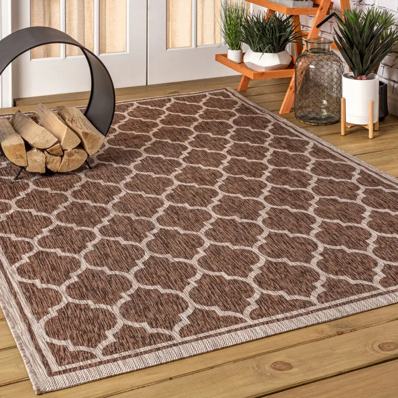 5' X 8' Espresso And Taupe Geometric Indoor Outdoor Area Rug Homeroots Outdoor
