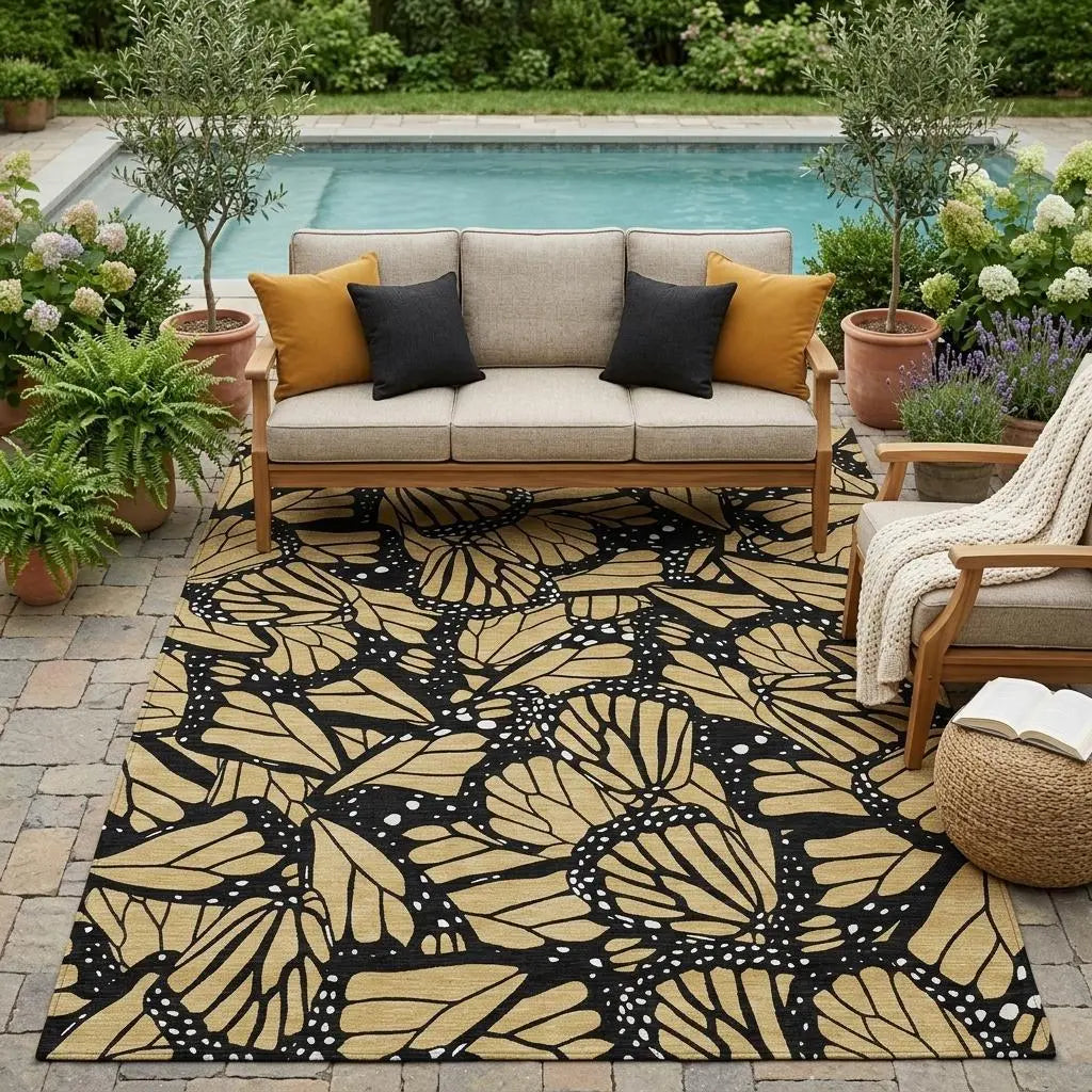 5' X 8' Gold And Black Animal Print Washable Indoor Outdoor Area Rug Homeroots Outdoor