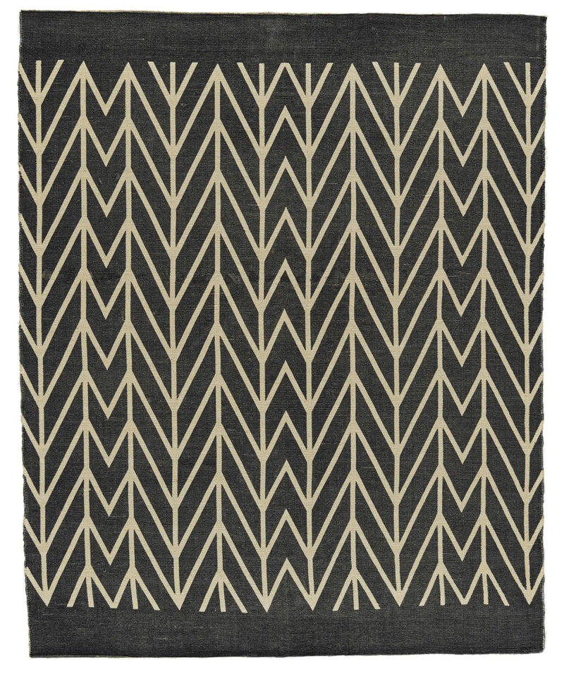5' X 8' Gray And Black Chevron Hand Woven Area Rug Homeroots Home Decor
