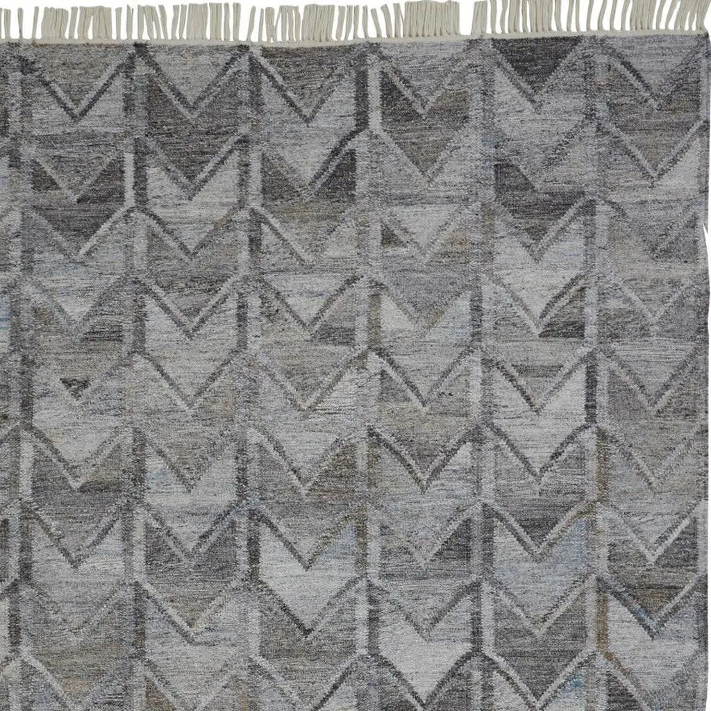 5' X 8' Gray And Black Geometric Hand Woven Area Rug With Fringe Homeroots Outdoor