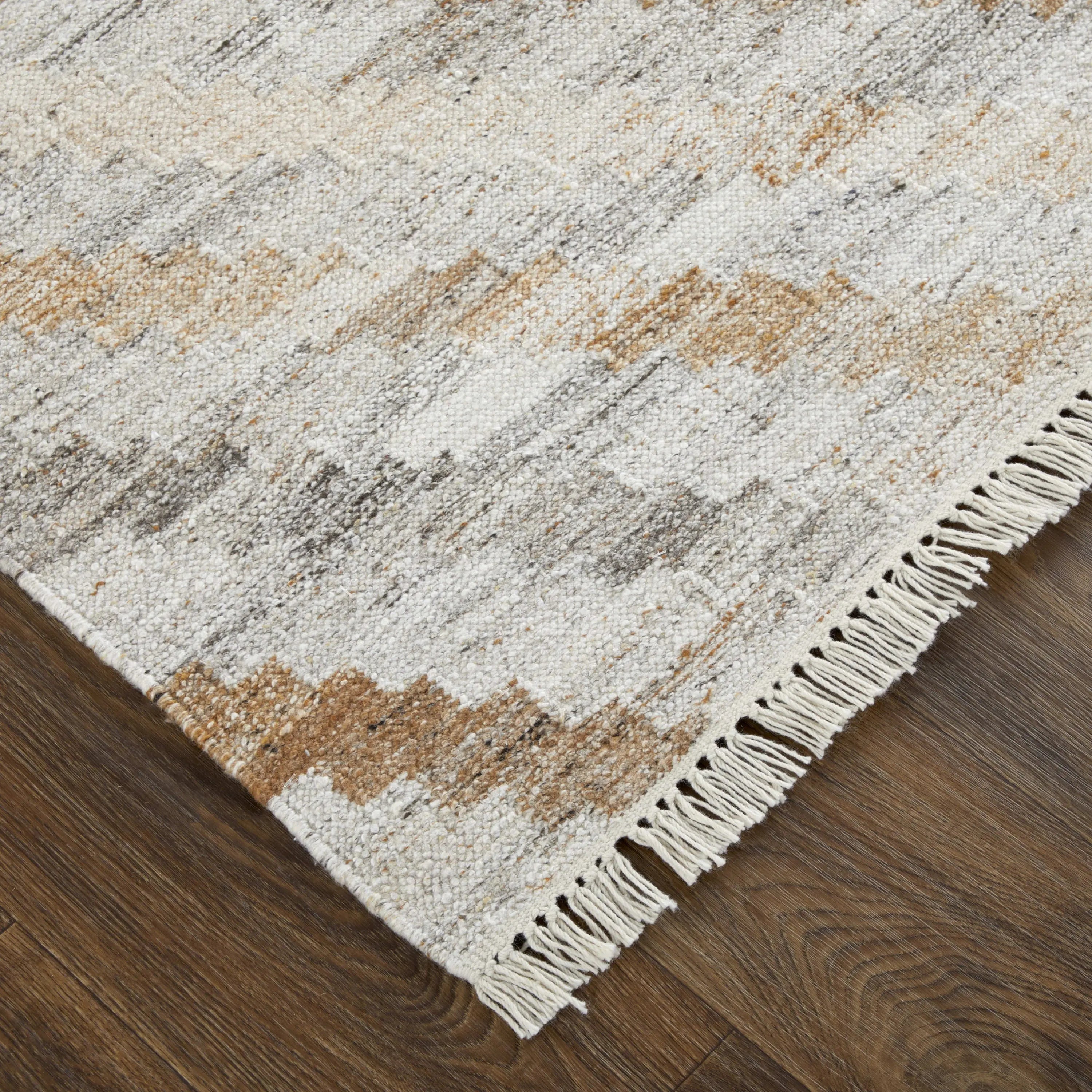 5' X 8' Gray And Brown Geometric Hand Woven Area Rug With Fringe Homeroots Outdoor