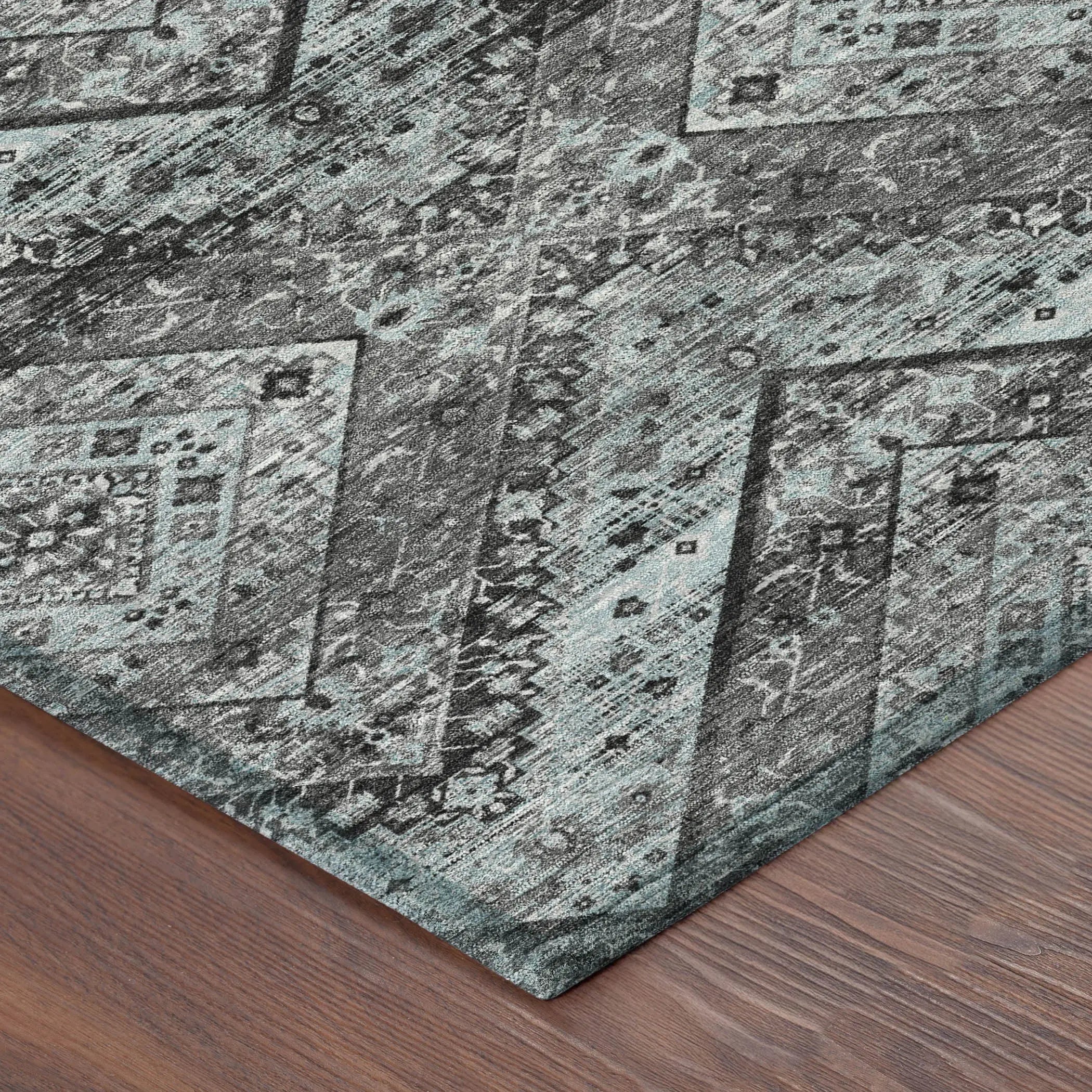 5' X 8' Gray And Brown Tribal Washable Indoor Outdoor Area Rug Homeroots Outdoor
