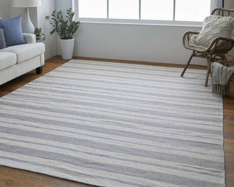 5' X 8' Gray And Ivory Striped Dhurrie Hand Woven Stain Resistant Area Rug Homeroots Outdoor