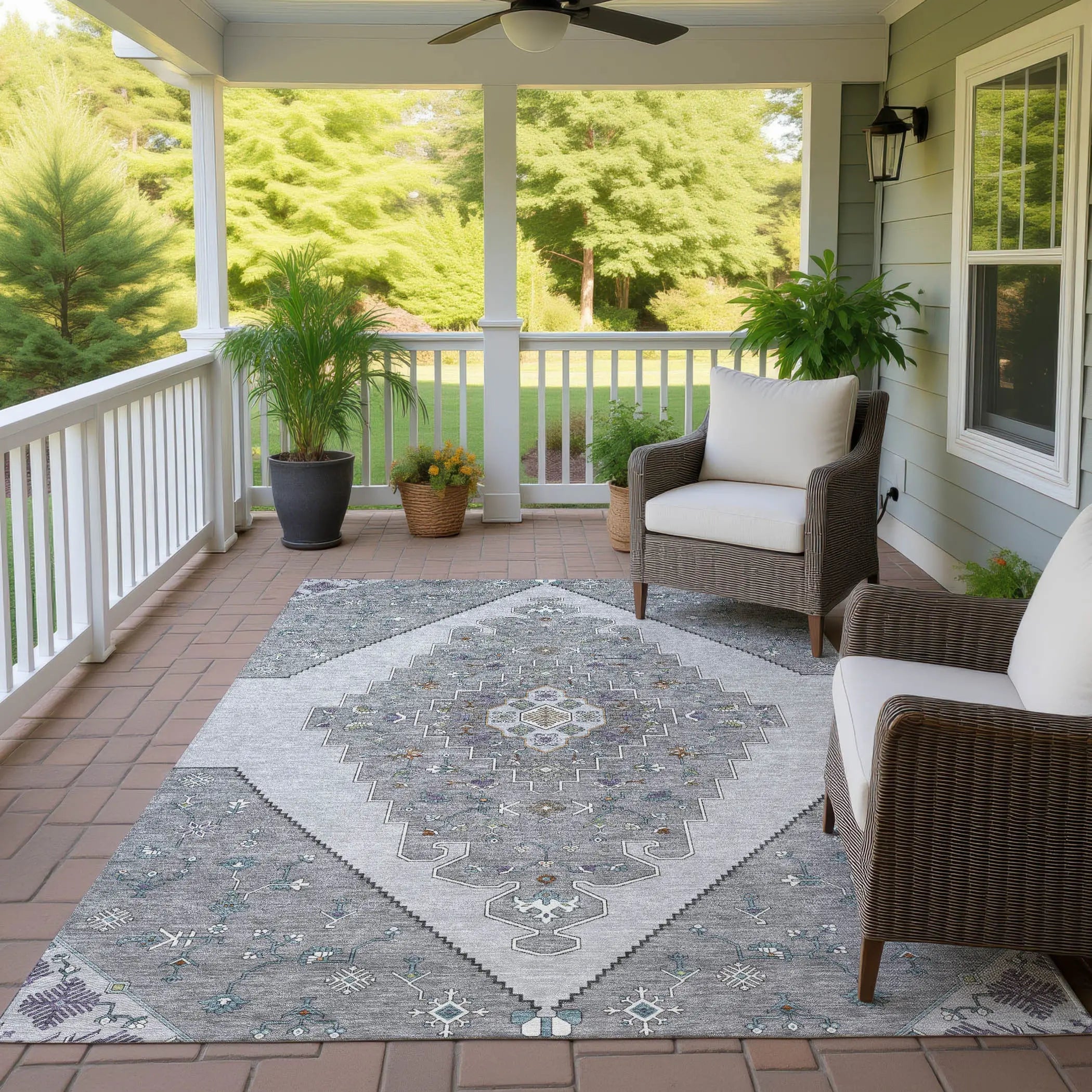 5' X 8' Gray And Silver Geometric Washable Indoor Outdoor Area Rug Homeroots Outdoor