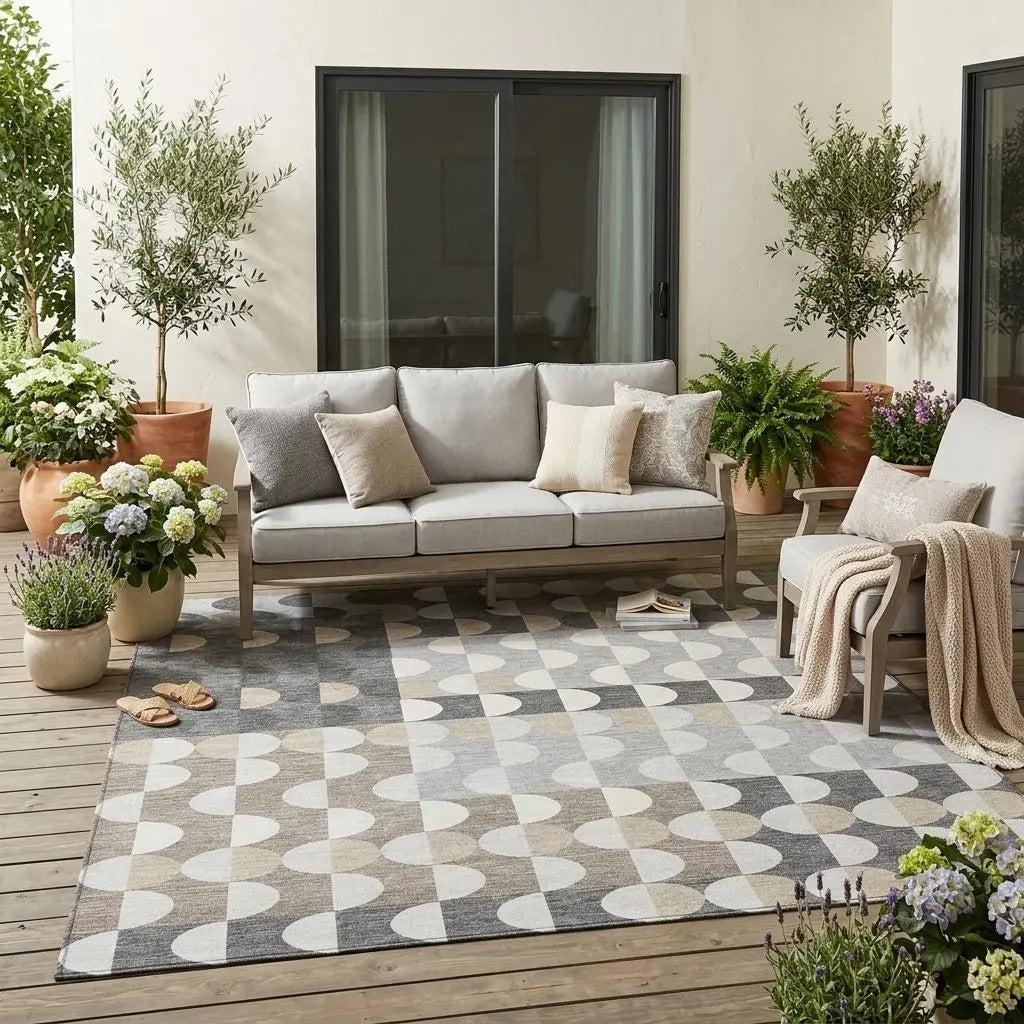 5' X 8' Gray And Silver Geometric Washable Indoor Outdoor Area Rug Homeroots Outdoor