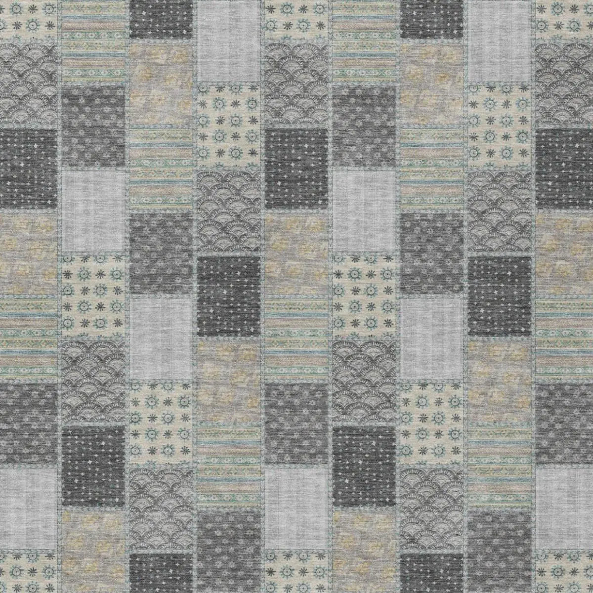 5' X 8' Gray And Silver Patchwork Washable Indoor Outdoor Area Rug Homeroots Outdoor
