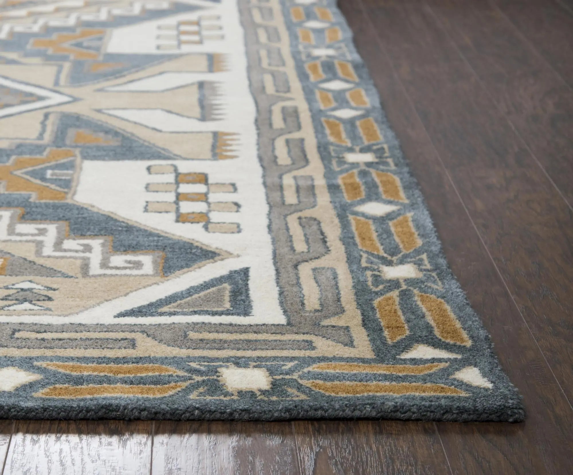 5' X 8' Gray And Tan Wool Tribal Hand Tufted Area Rug Homeroots Home Decor
