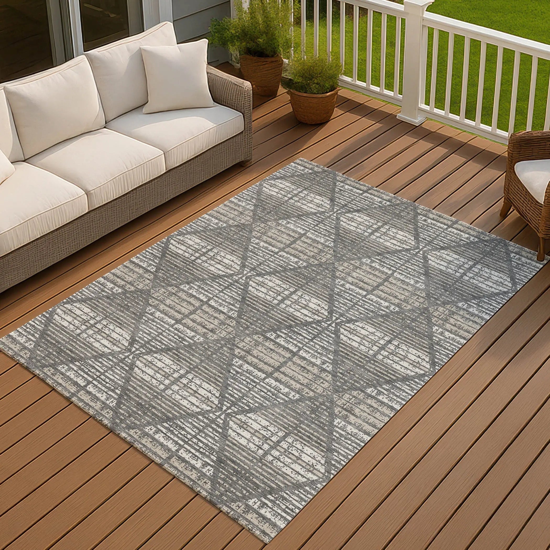 5' X 8' Gray And Taupe Geometric Washable Indoor Outdoor Area Rug Homeroots Outdoor