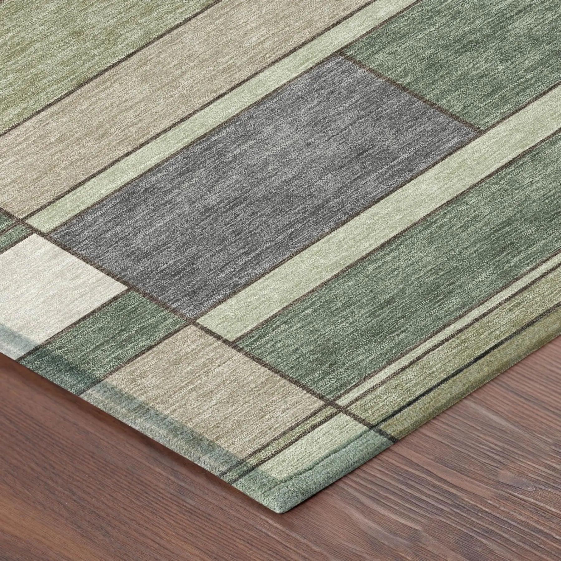 5' X 8' Green And Beige Geometric Washable Indoor Outdoor Area Rug Homeroots Outdoor