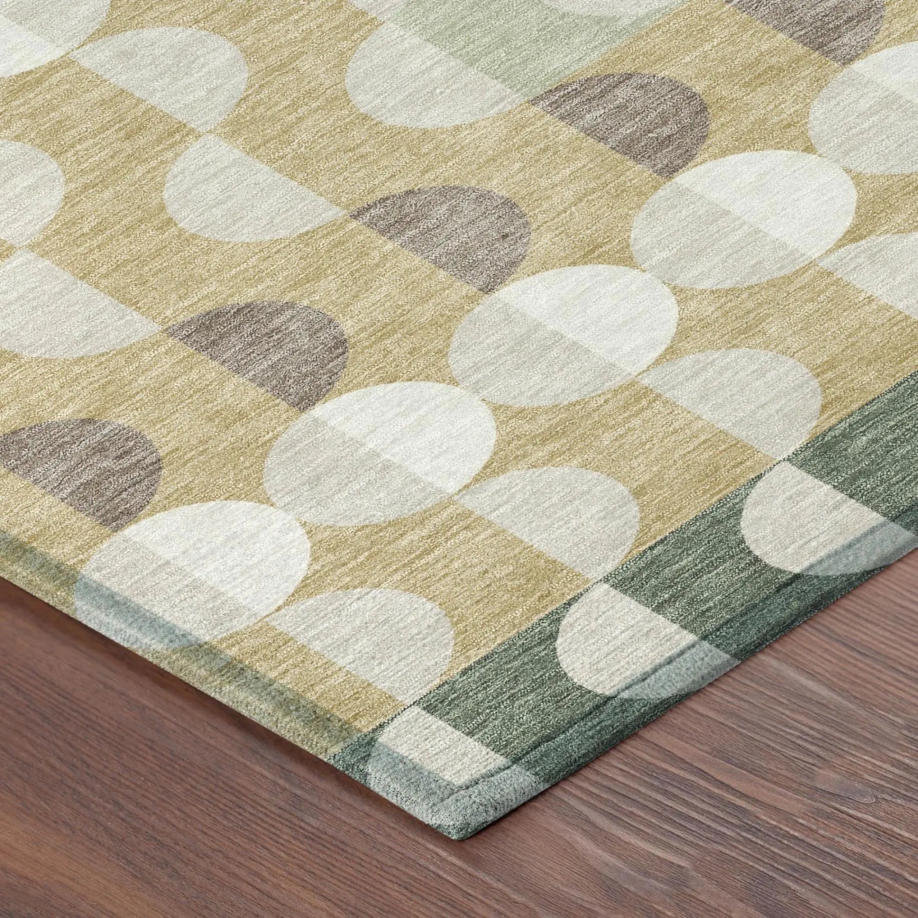 5' X 8' Green And Ivory Geometric Washable Indoor Outdoor Area Rug Homeroots Outdoor