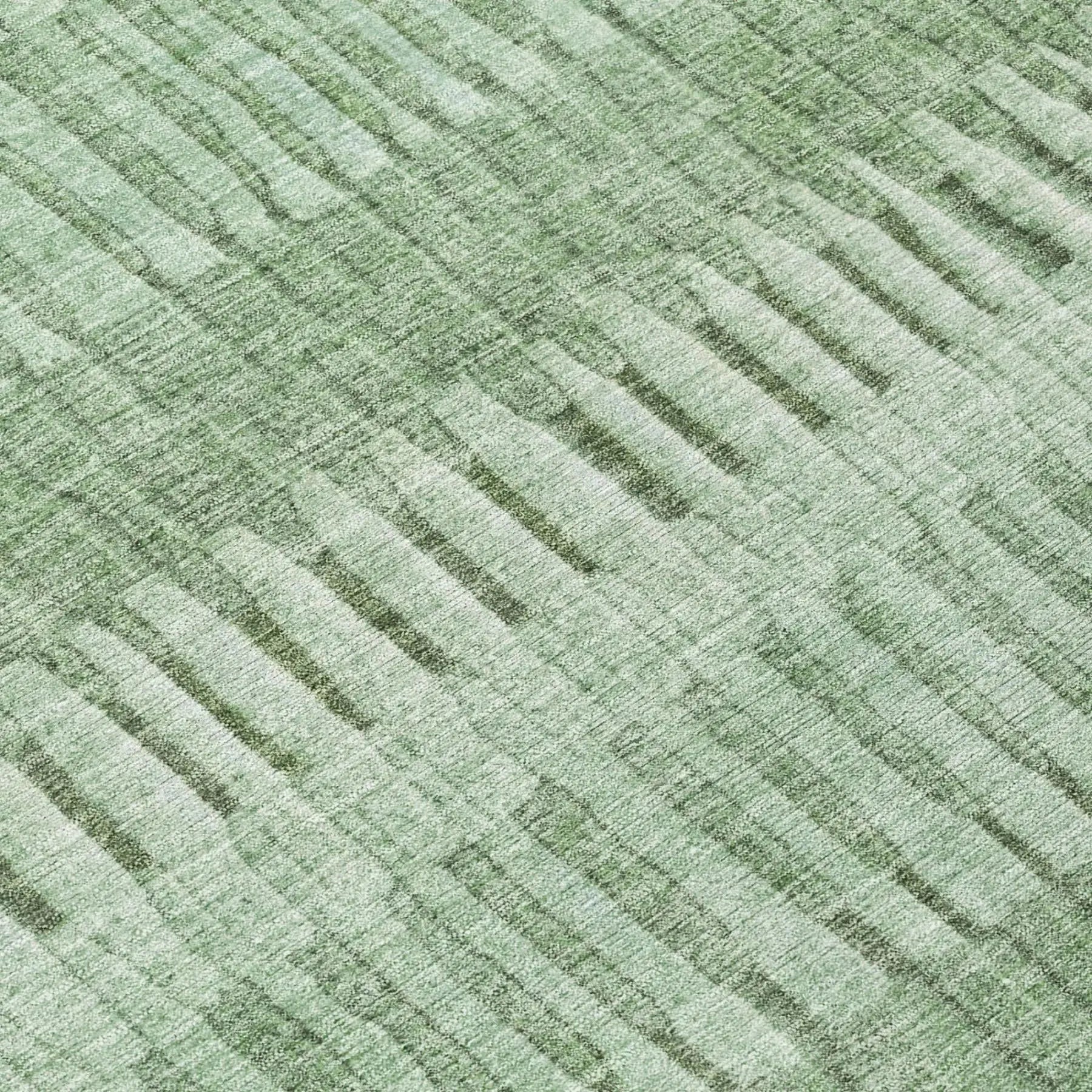 5' X 8' Green And Ivory Striped Washable Indoor Outdoor Area Rug Homeroots Outdoor
