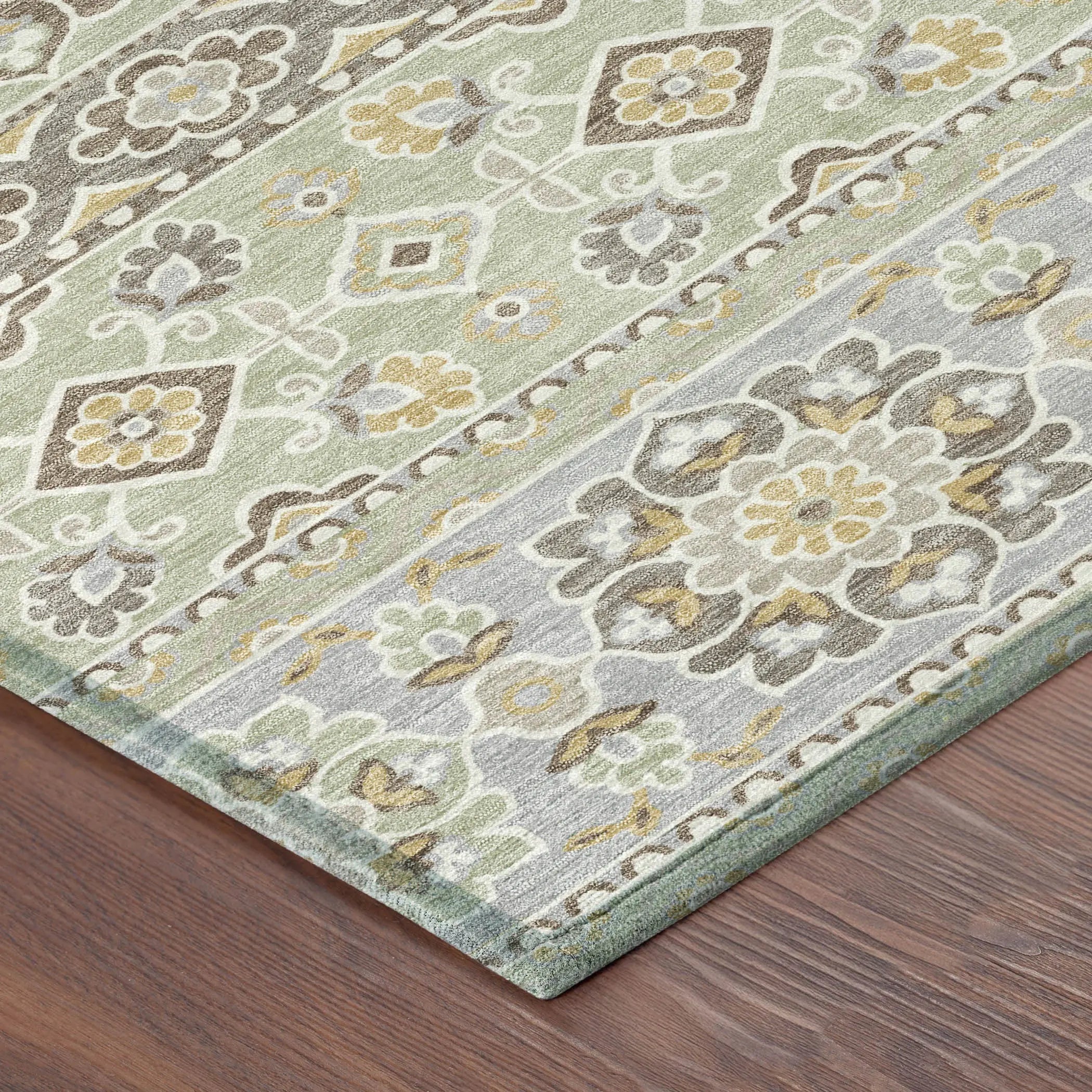 5' X 8' Green And Ivory Tribal Washable Indoor Outdoor Area Rug Homeroots Outdoor