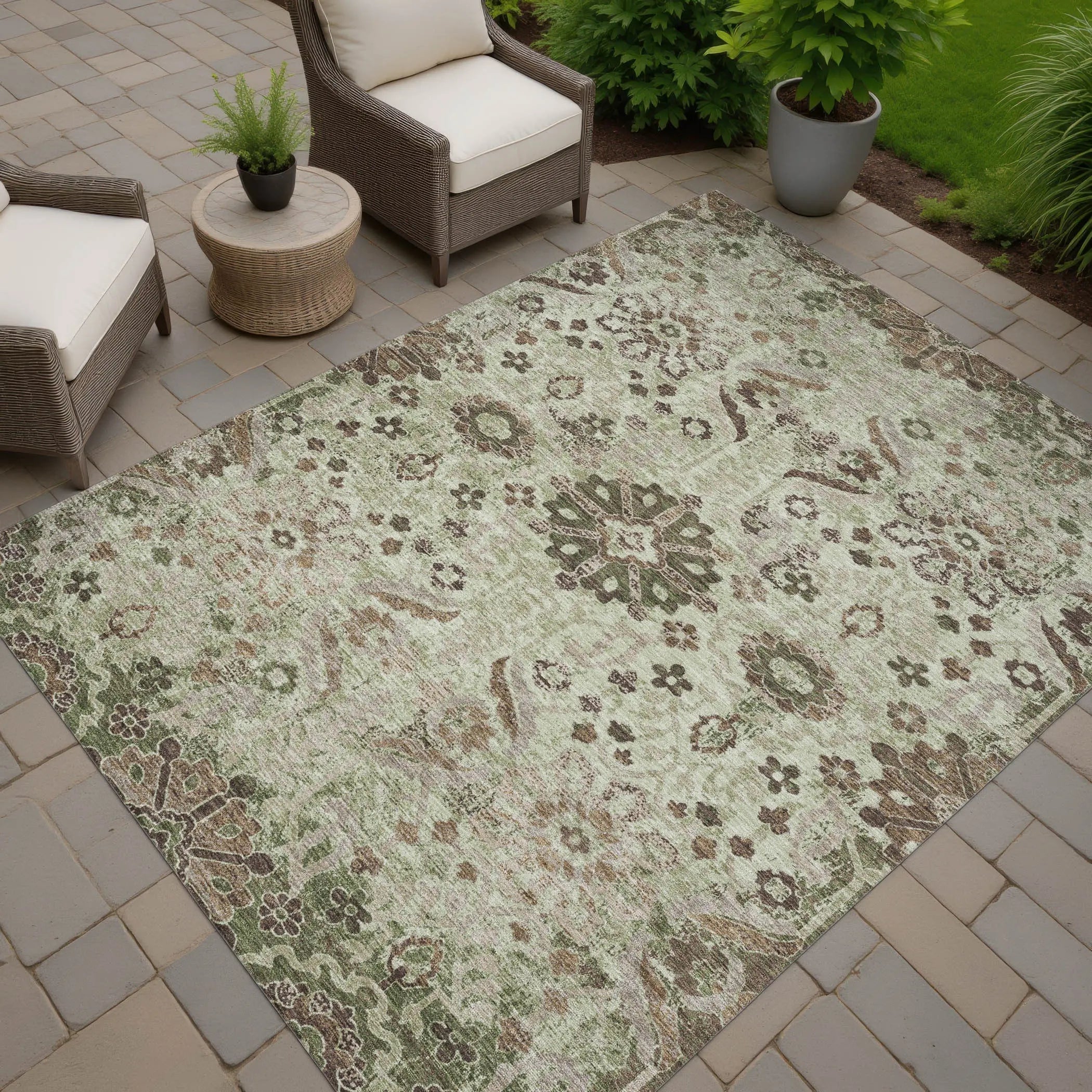 5' X 8' Green And Khaki Damask Washable Indoor Outdoor Area Rug Homeroots Outdoor