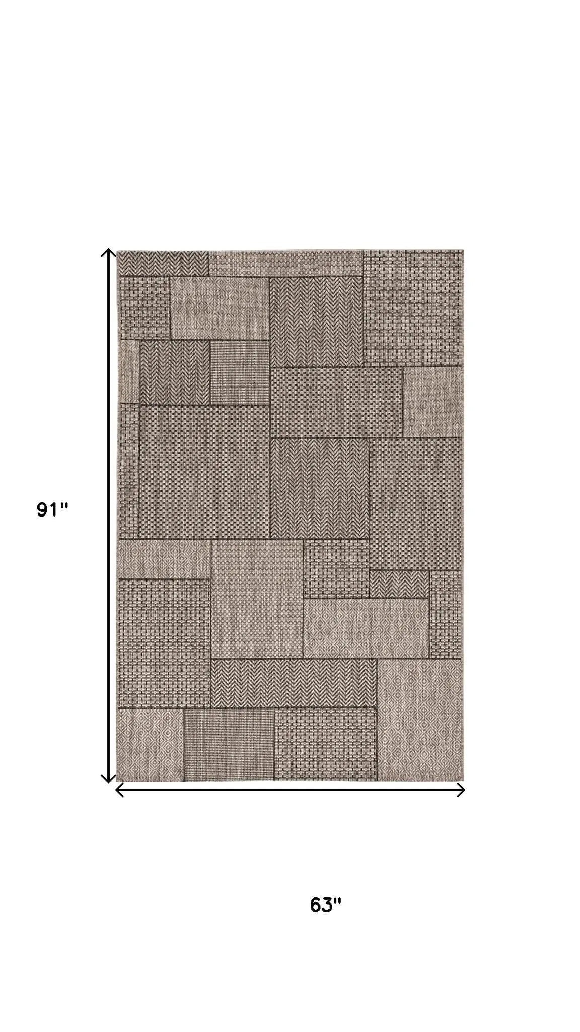 5' X 8' Grey Geometric Patterns Area Rug Homeroots Outdoor