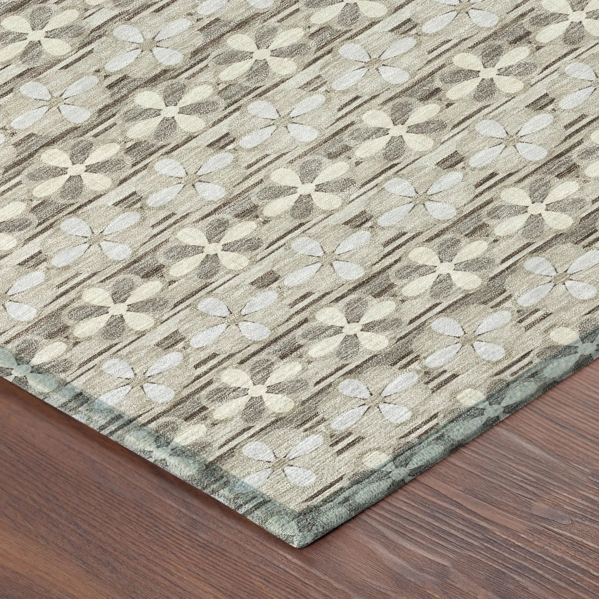 5' X 8' Ivory And Blue Striped Washable Indoor Outdoor Area Rug Homeroots Outdoor