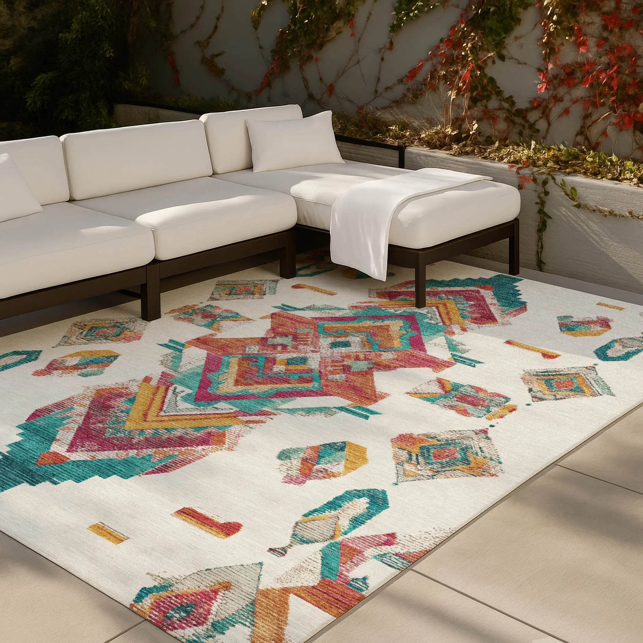 5' X 8' Ivory And Coral Tribal Washable Indoor Outdoor Area Rug Homeroots Outdoor