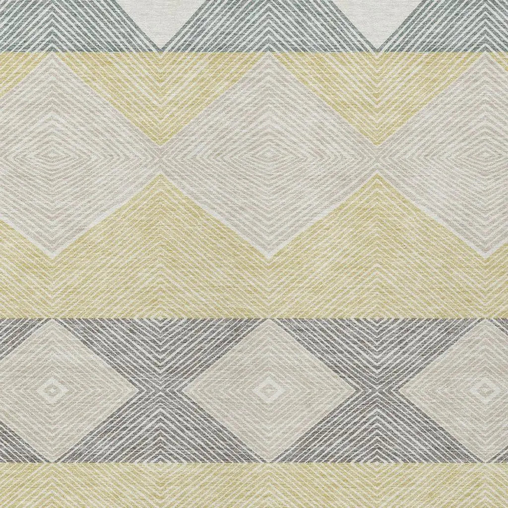 5' X 8' Ivory And Gray Geometric Washable Indoor Outdoor Area Rug Homeroots Outdoor