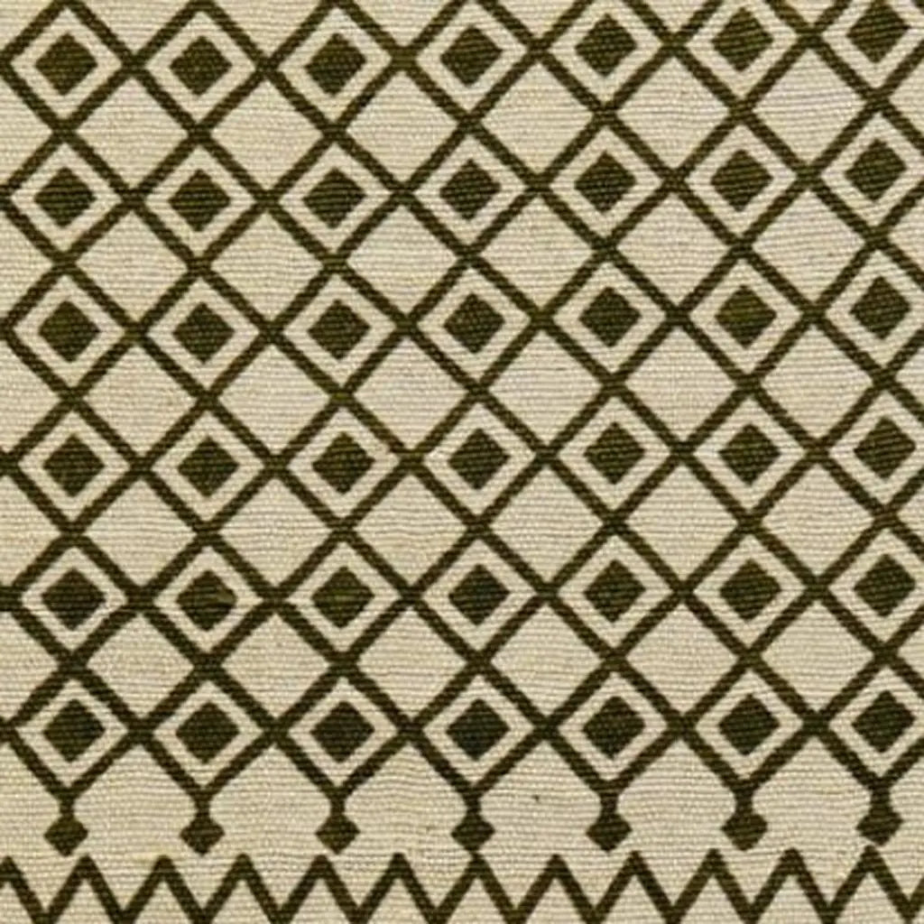 5' X 8' Ivory And Green Argyle Hand Woven Area Rug Homeroots Home Decor