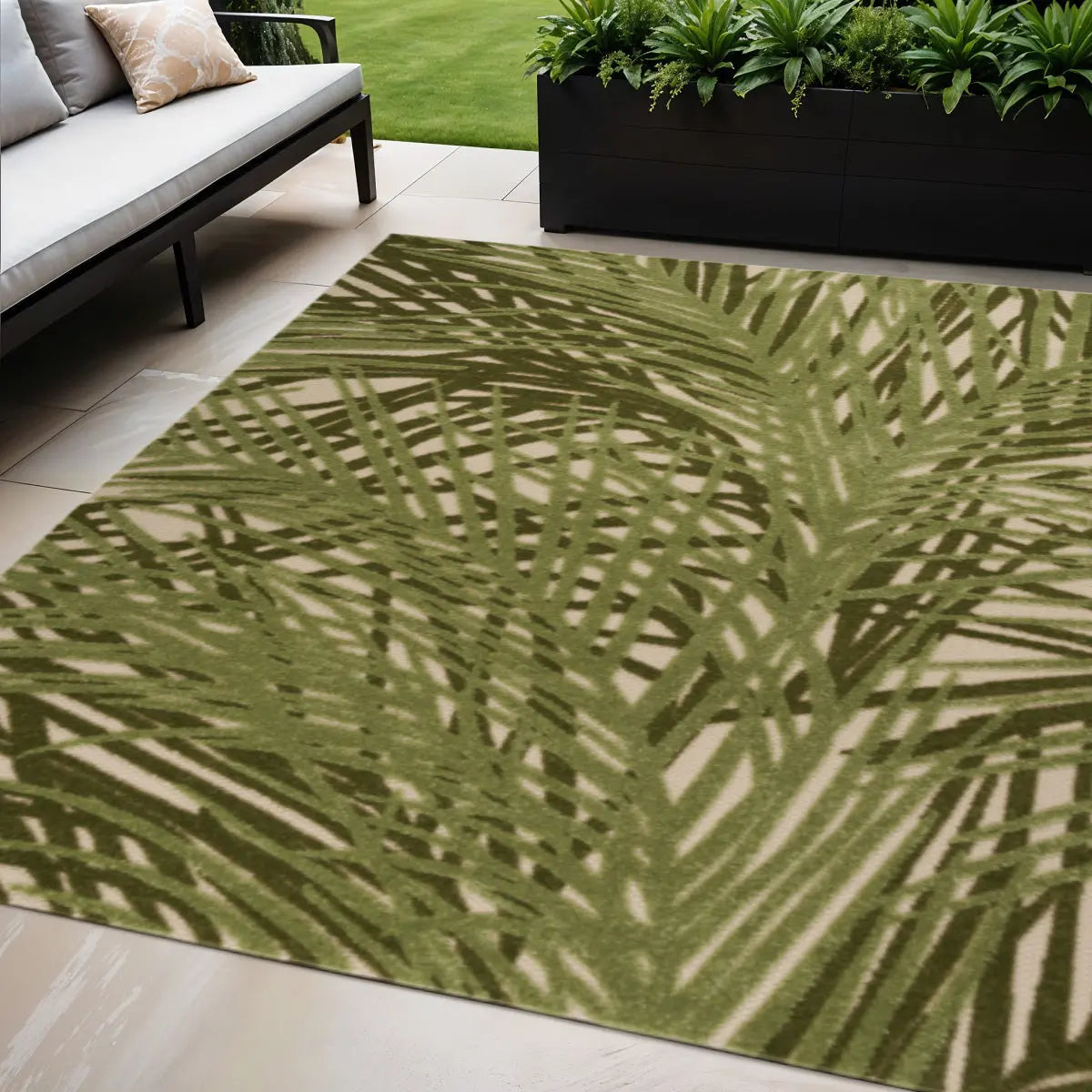 5' X 8' Ivory And Green Palm Leaf Indoor Outdoor Area Rug Homeroots Outdoor