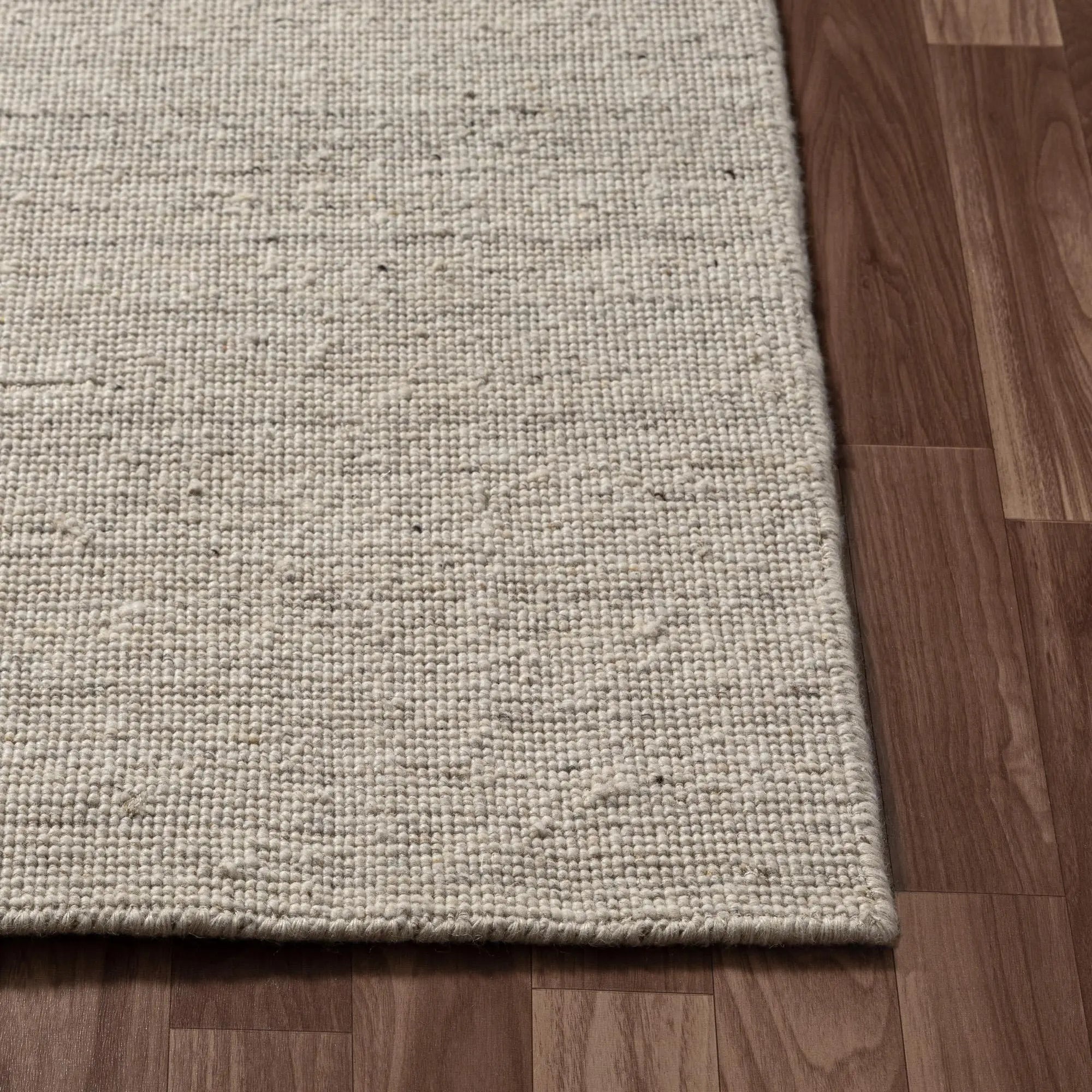 5' X 8' Ivory And Off White Wool Hand Knotted Area Rug Homeroots Home Decor
