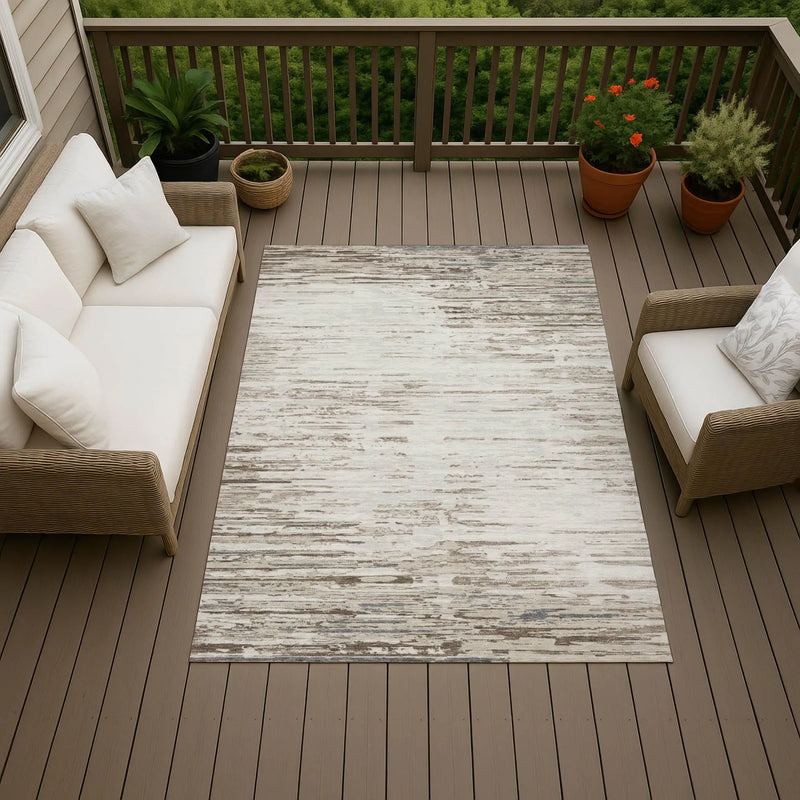 5' X 8' Ivory And Silver Abstract Washable Indoor Outdoor Area Rug Homeroots Outdoor