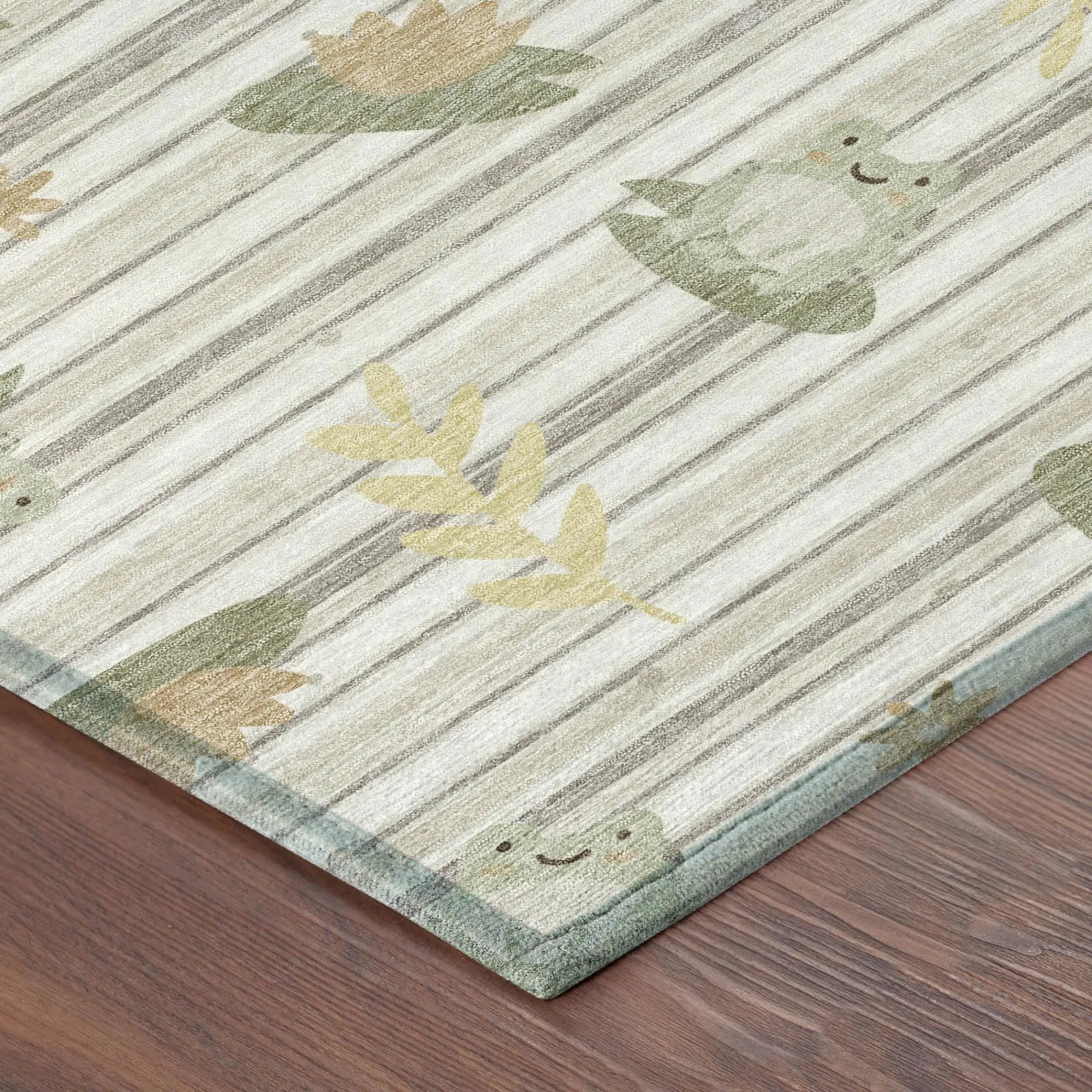 5' X 8' Ivory And Silver Botanical Leaves Washable Indoor Outdoor Area Rug Homeroots Outdoor