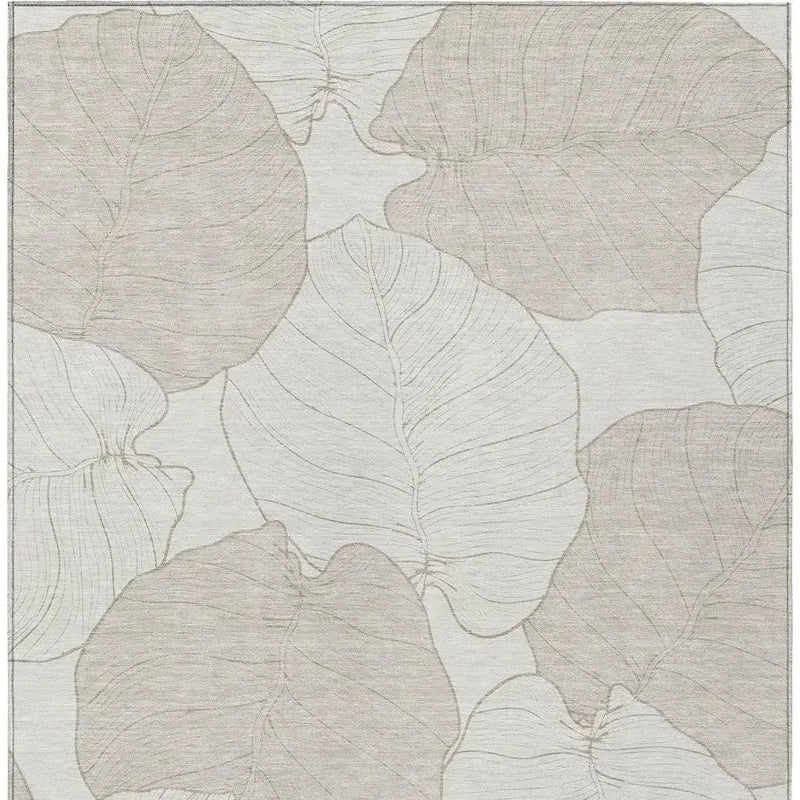5' X 8' Ivory And Silver Floral Washable Indoor Outdoor Area Rug Homeroots Outdoor