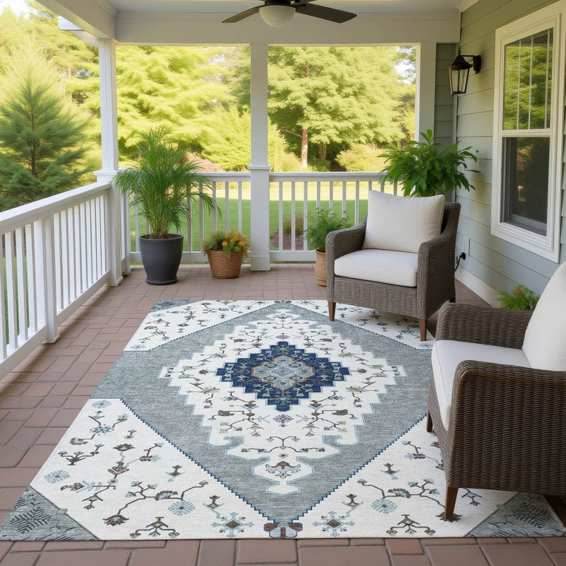 5' X 8' Ivory And Silver Geometric Washable Indoor Outdoor Area Rug Homeroots Outdoor